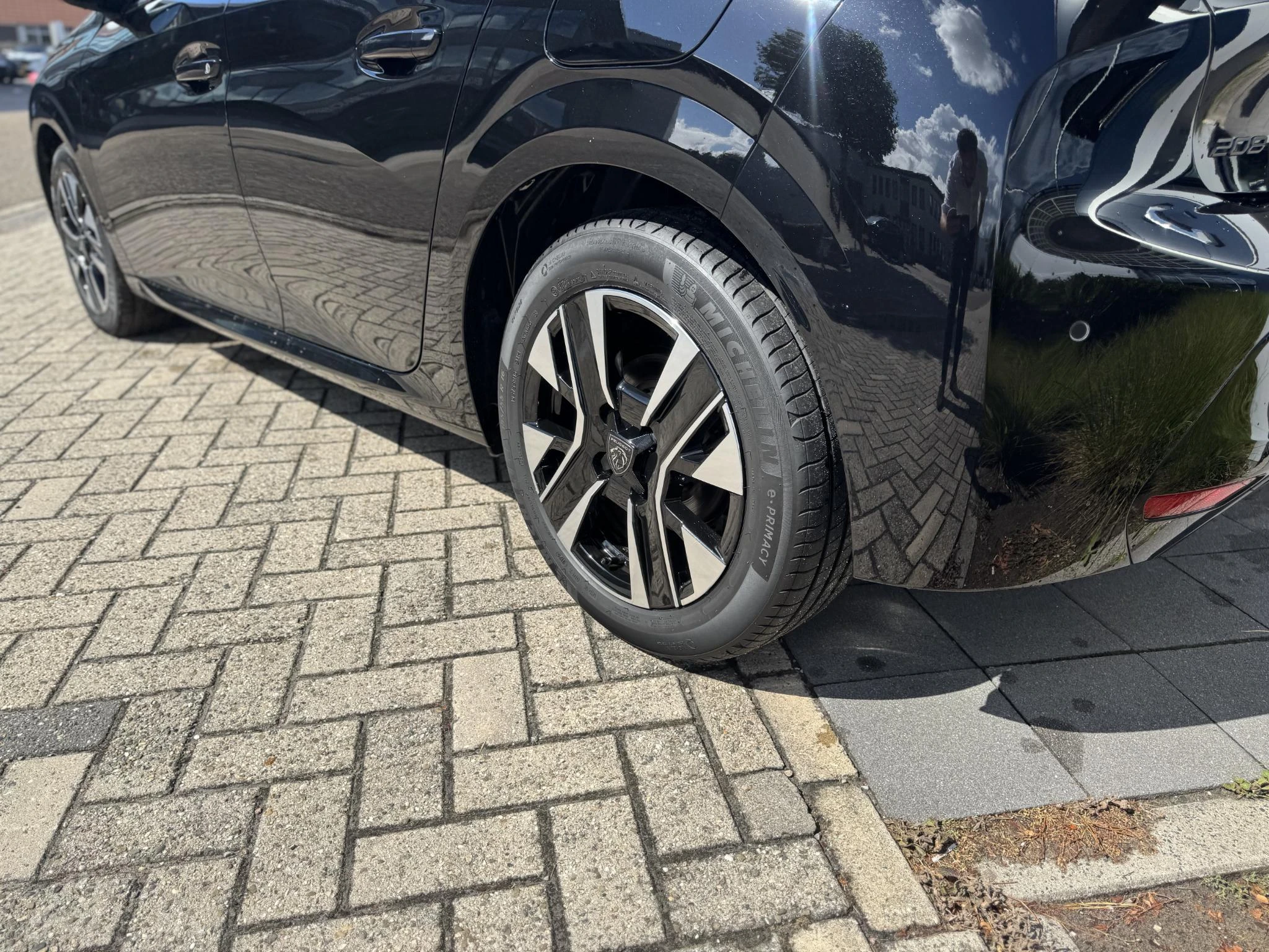Peugeot-208-image-10