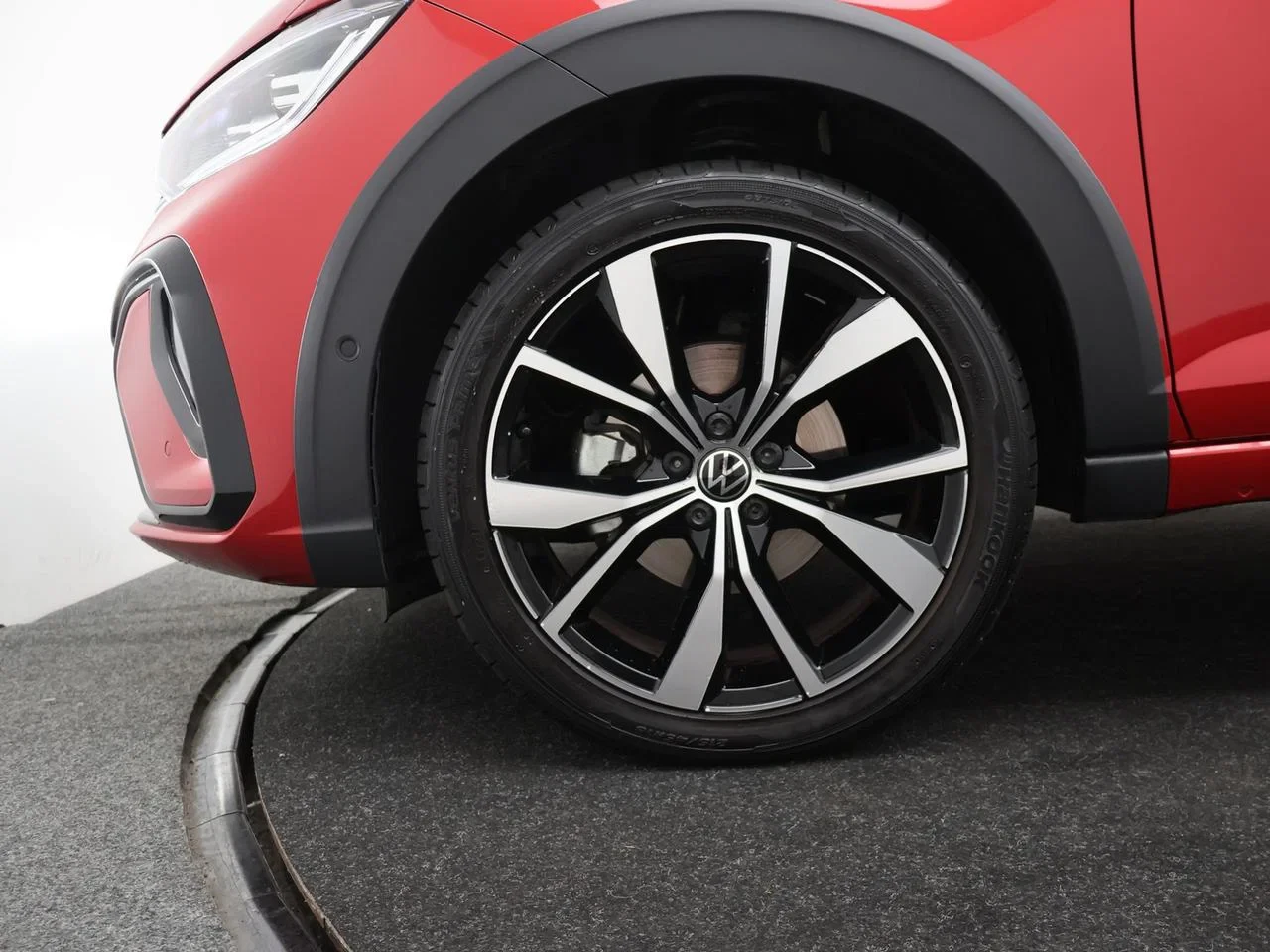 Volkswagen-Taigo-image-8