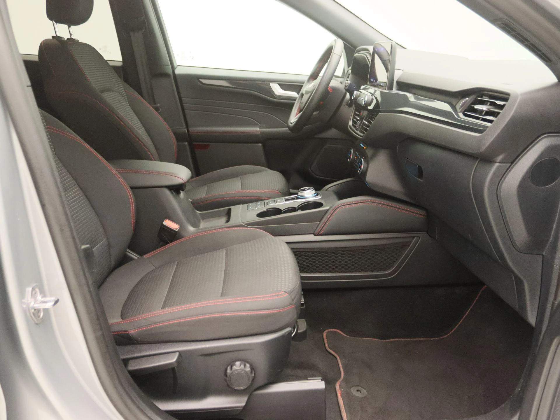 Ford-Kuga-image-24
