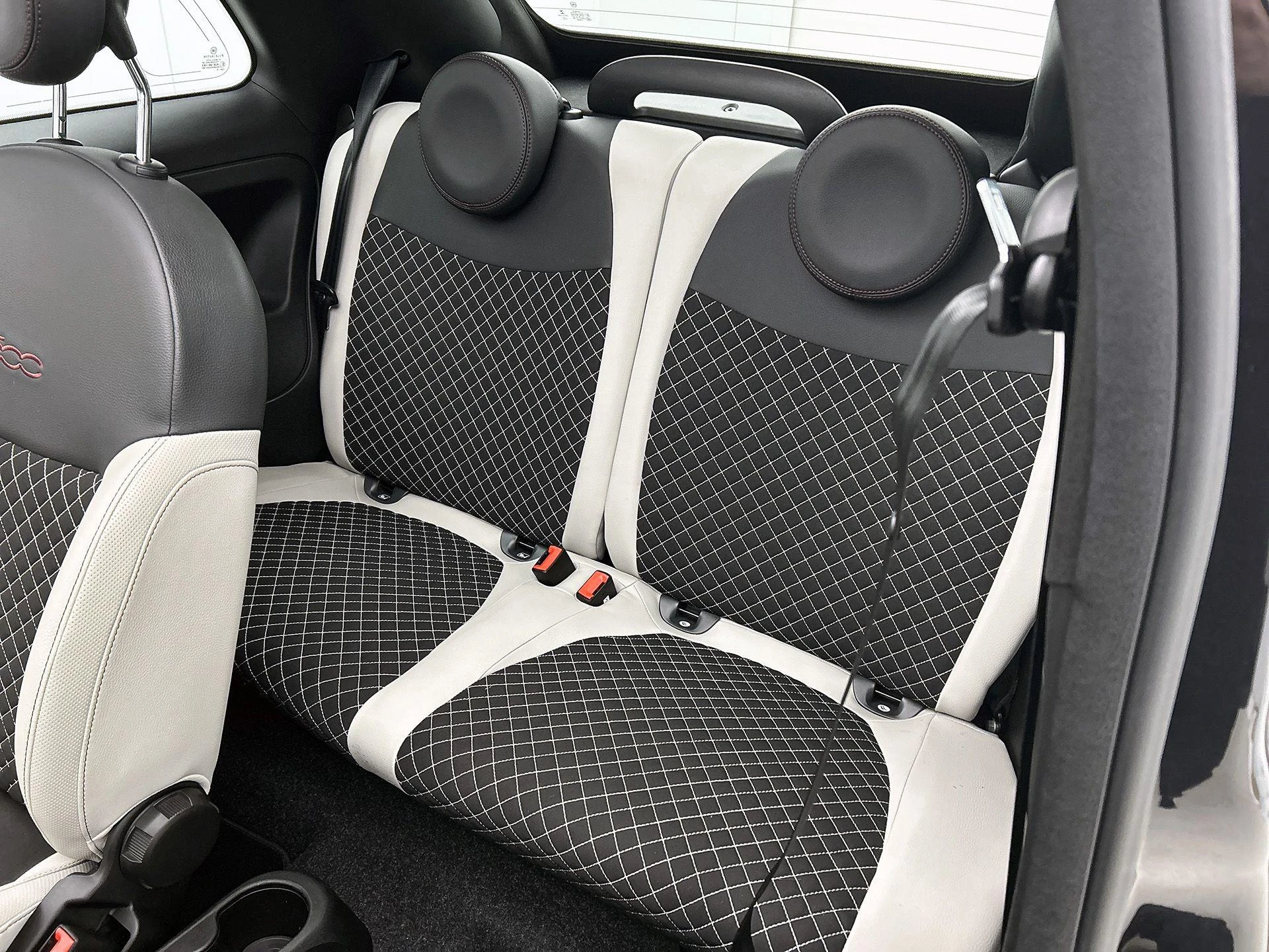 Fiat 500C 1.0 Hybrid Star