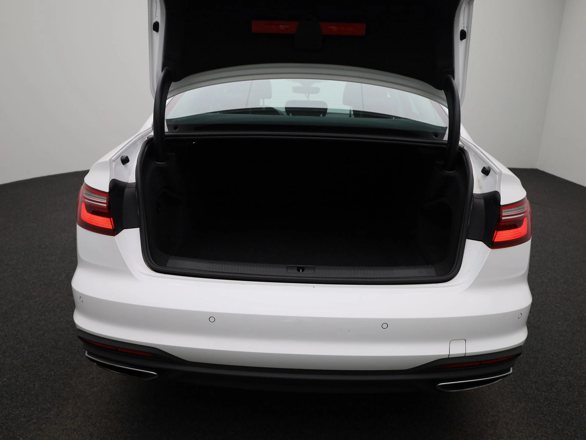 Audi-A4-image-12