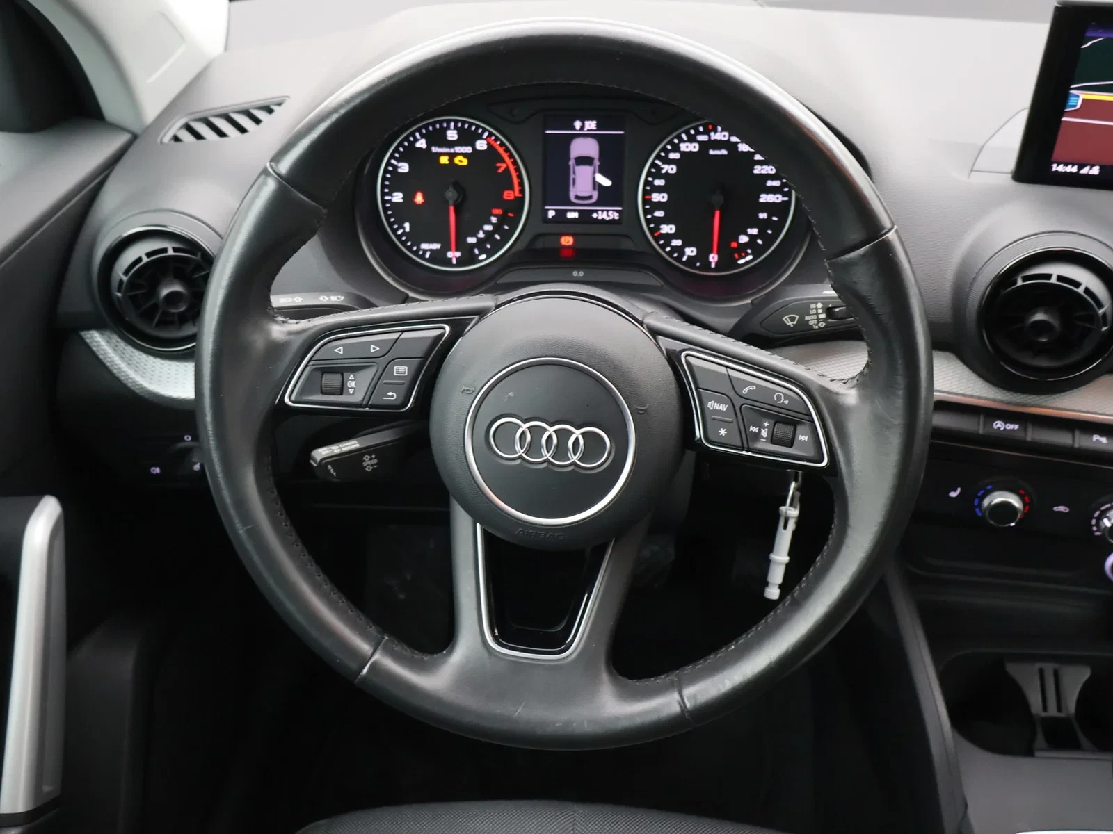 Audi Q2 Audi Q2 1.0TFSI *AUTOMAAT*NAVI*CRUISE*ZETELVERWARMING*PDC*...*