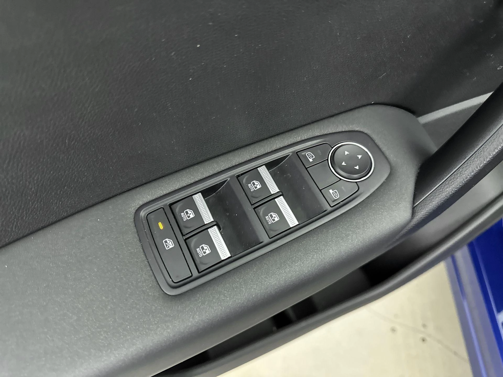 Renault-Captur-image-18