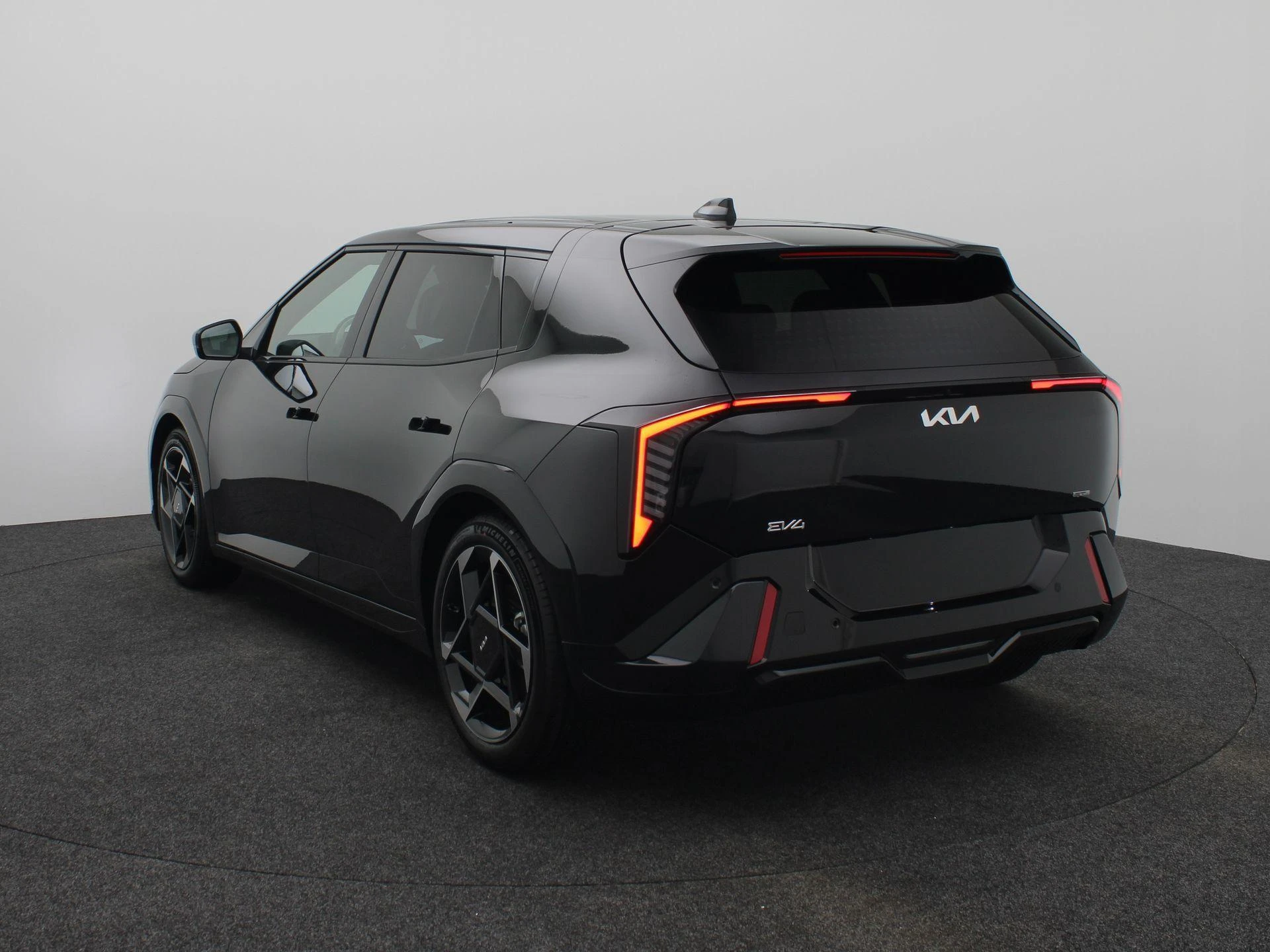 Kia EV4 GT-Line Business Edition 81.4 kWh