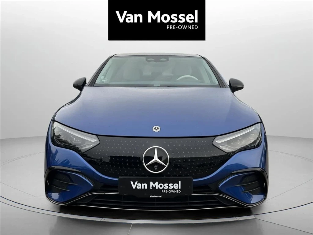 Mercedes-Benz-EQE-image-1