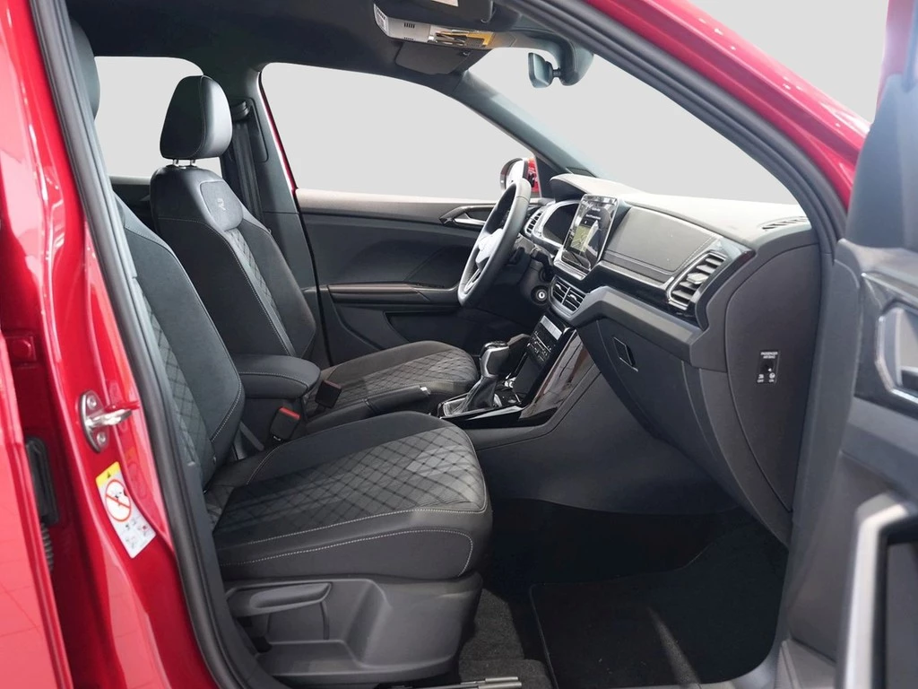 Volkswagen-T-Cross-image-6