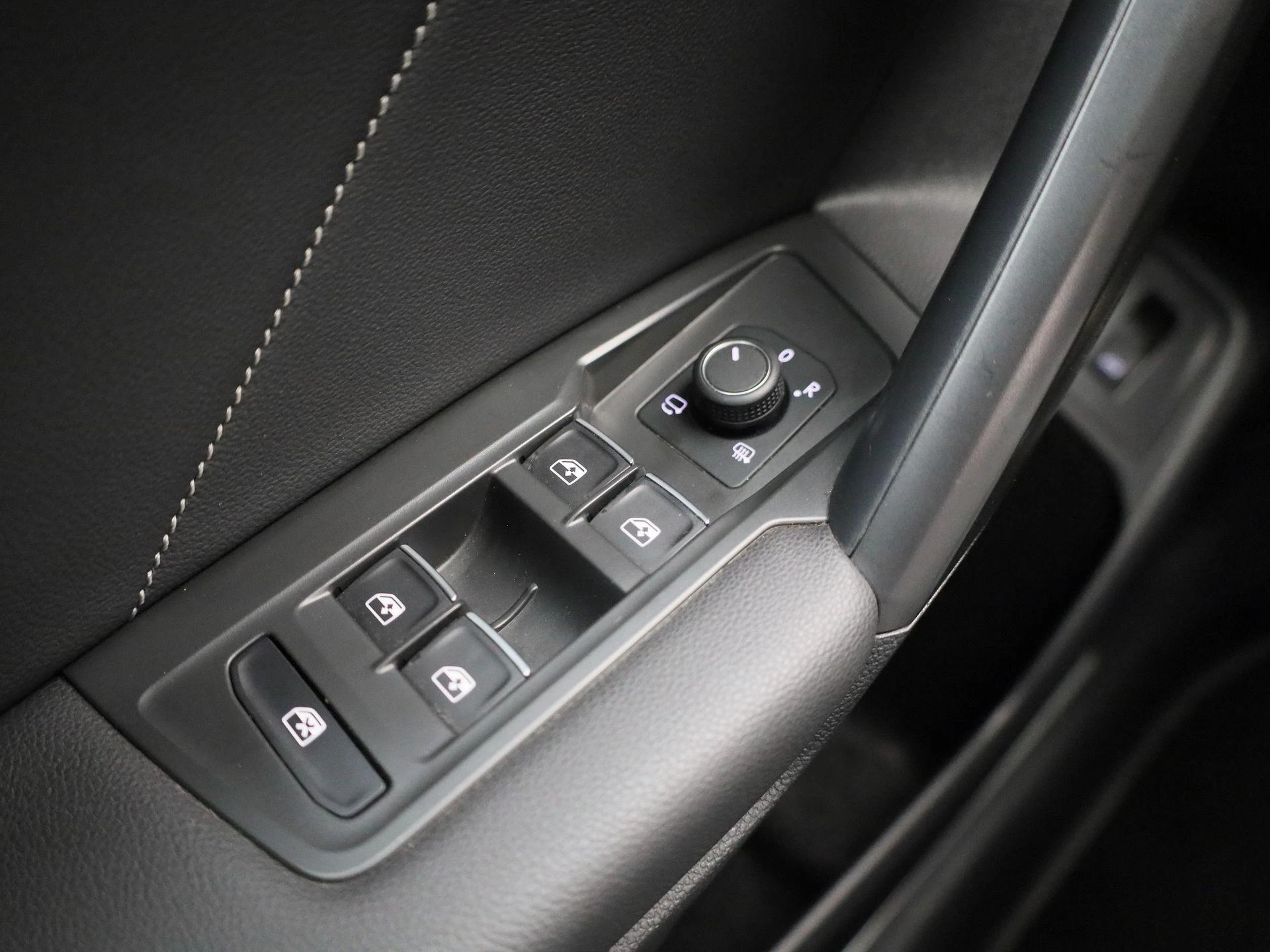 Volkswagen-Tiguan Allspace-image-26