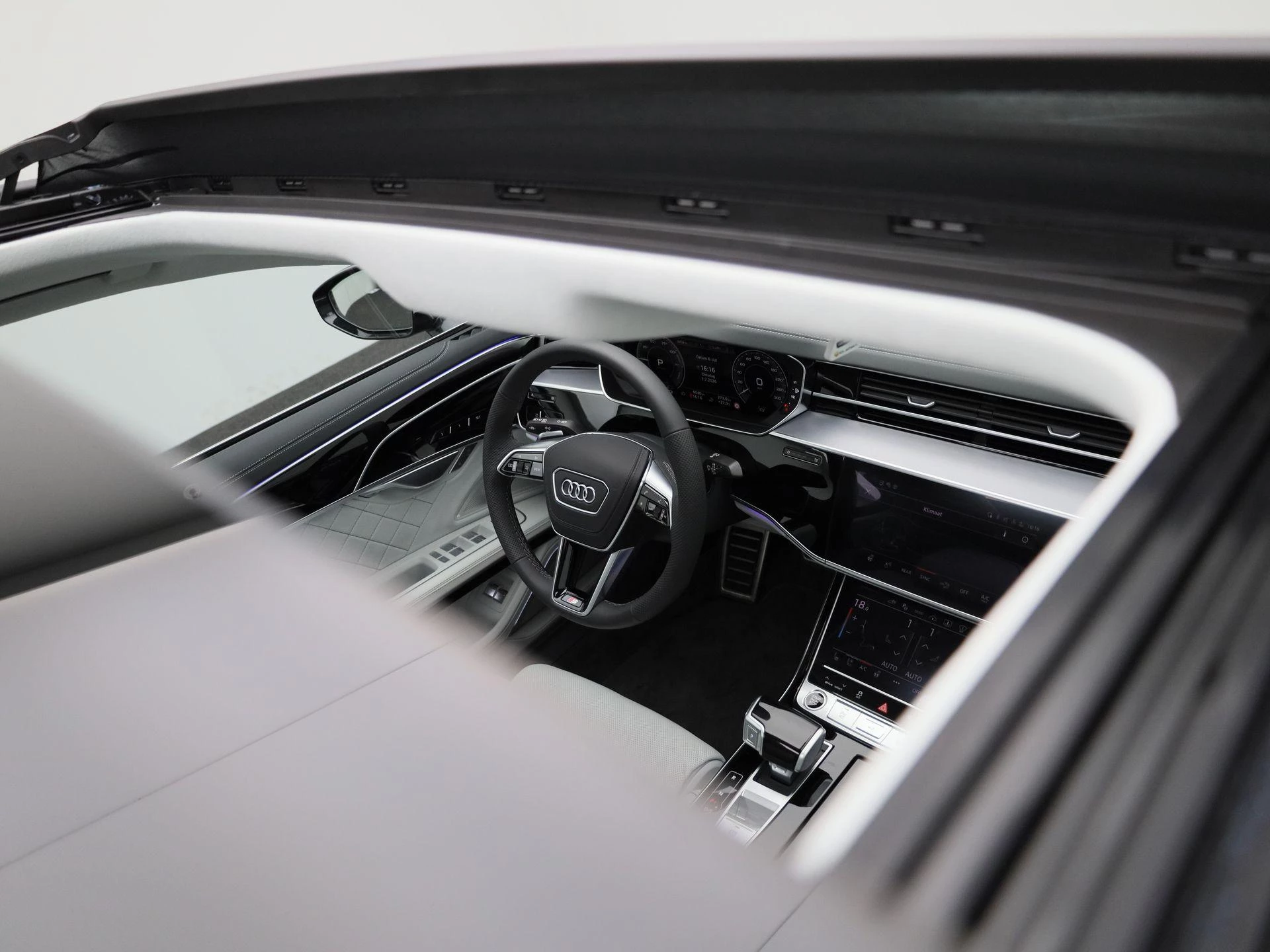 Audi A8 60 TFSI e quattro Lang