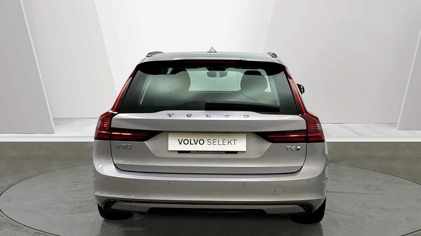 Volvo-V90-image-8