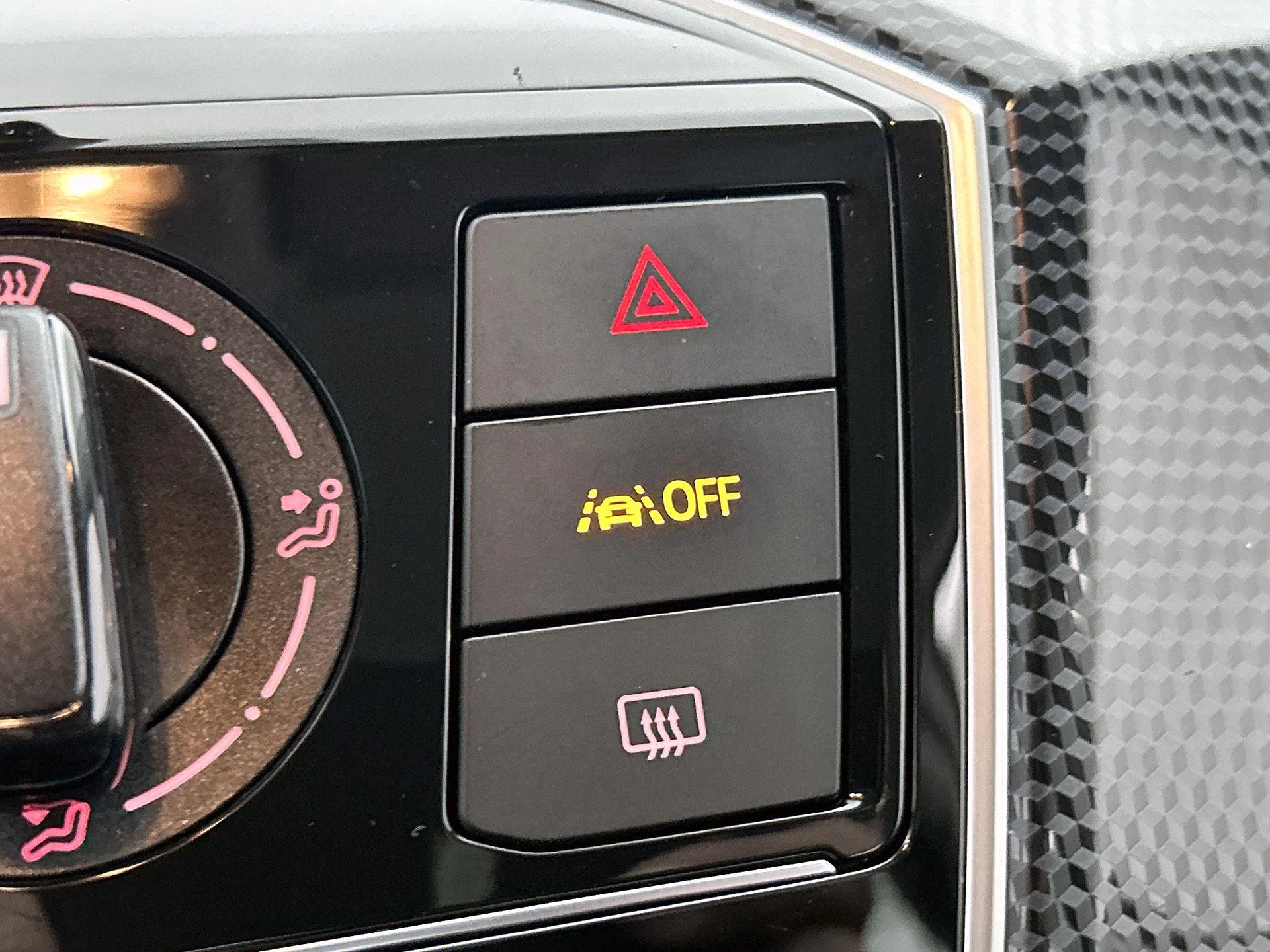 Volkswagen-up!-image-7