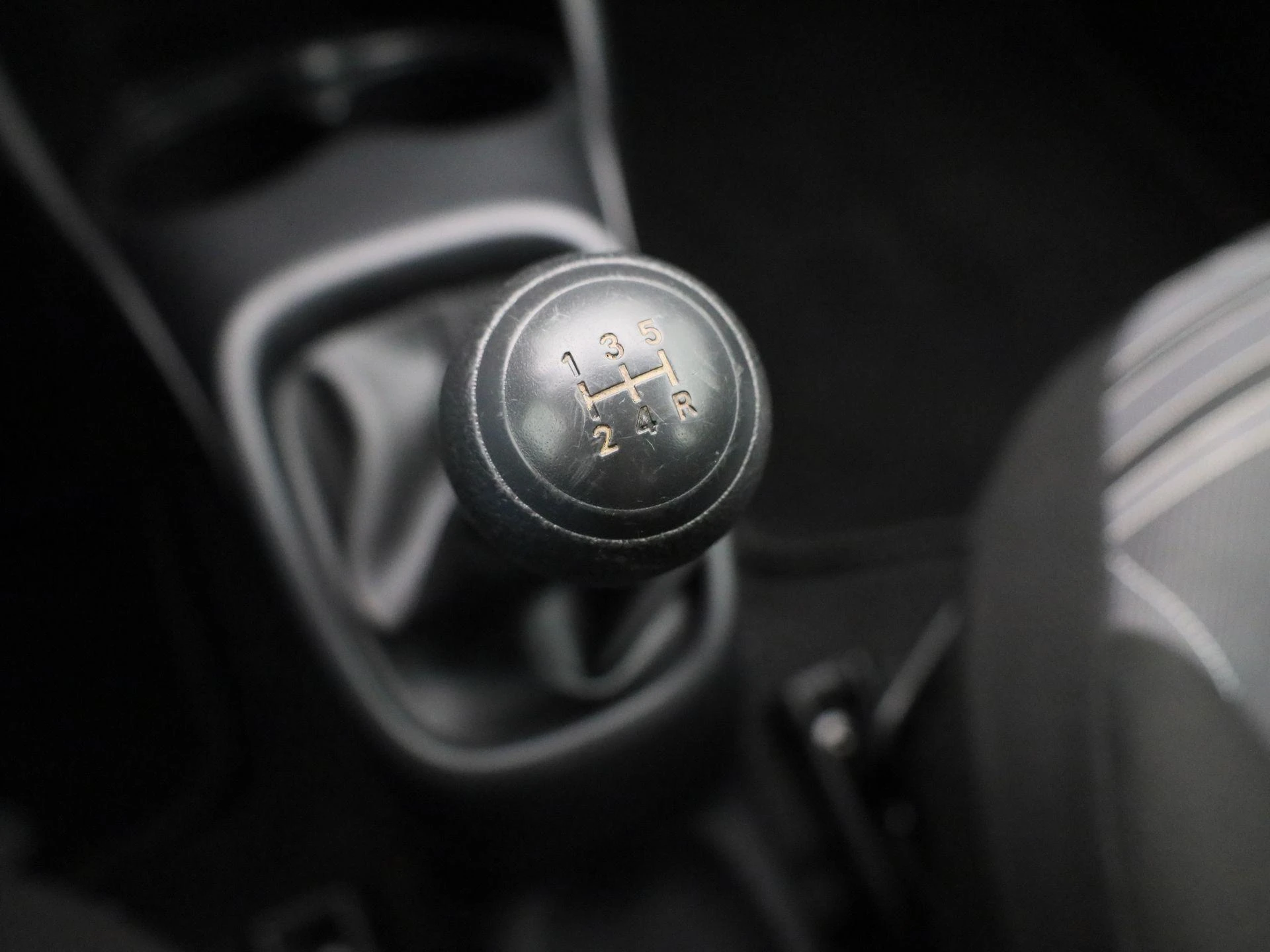 Peugeot-108-image-21