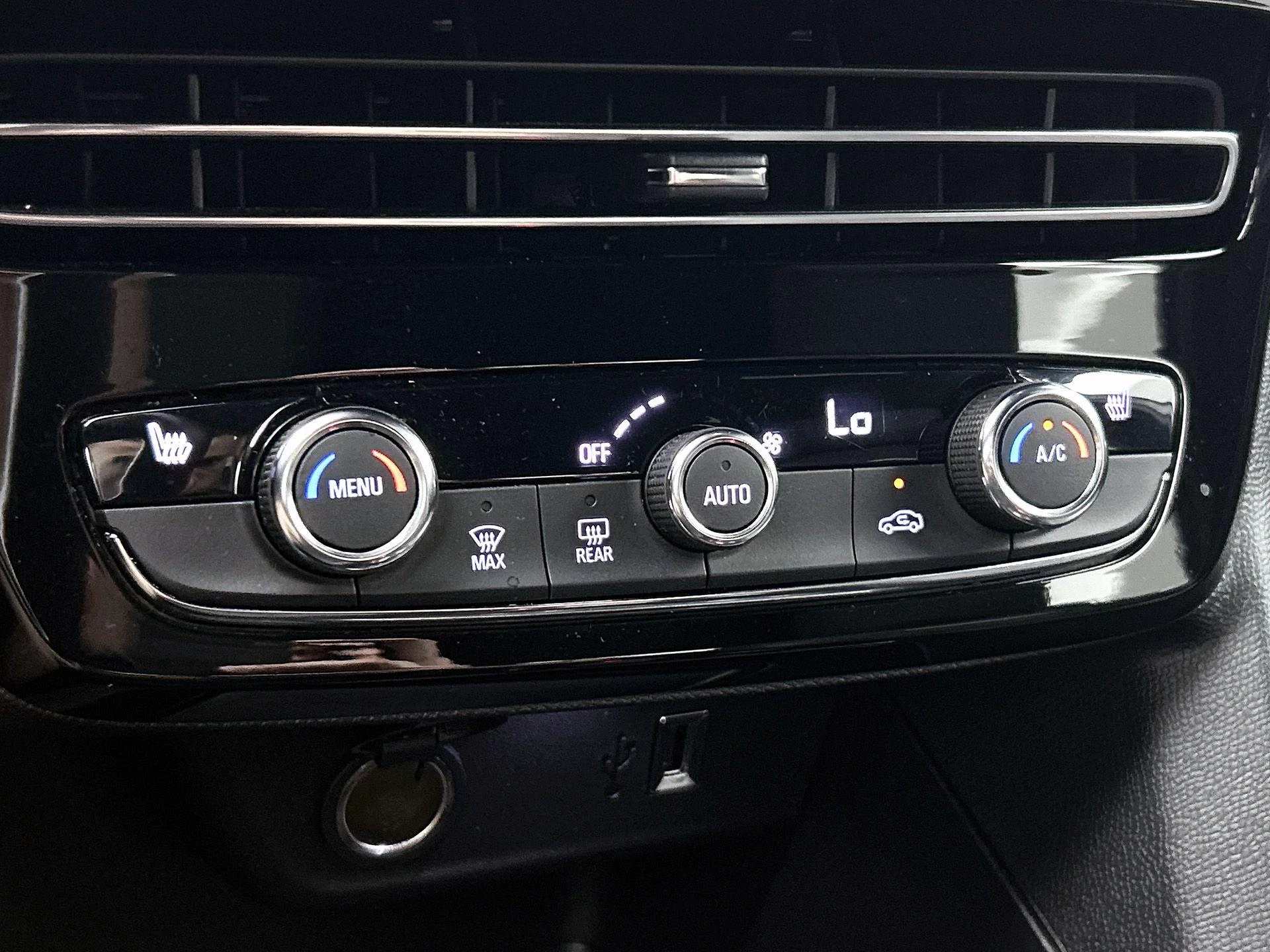 Opel-Mokka-e-image-16