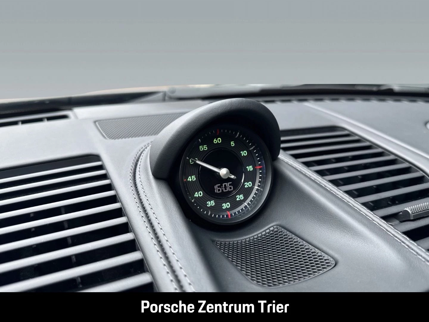 Porsche 911 992 Turbo 50 Jahre Burmester InnoDrive LED turbo 50 jahre992 992 911 Turbo 50 Jahre Burmester InnoDrive LED turbo 50 jahre