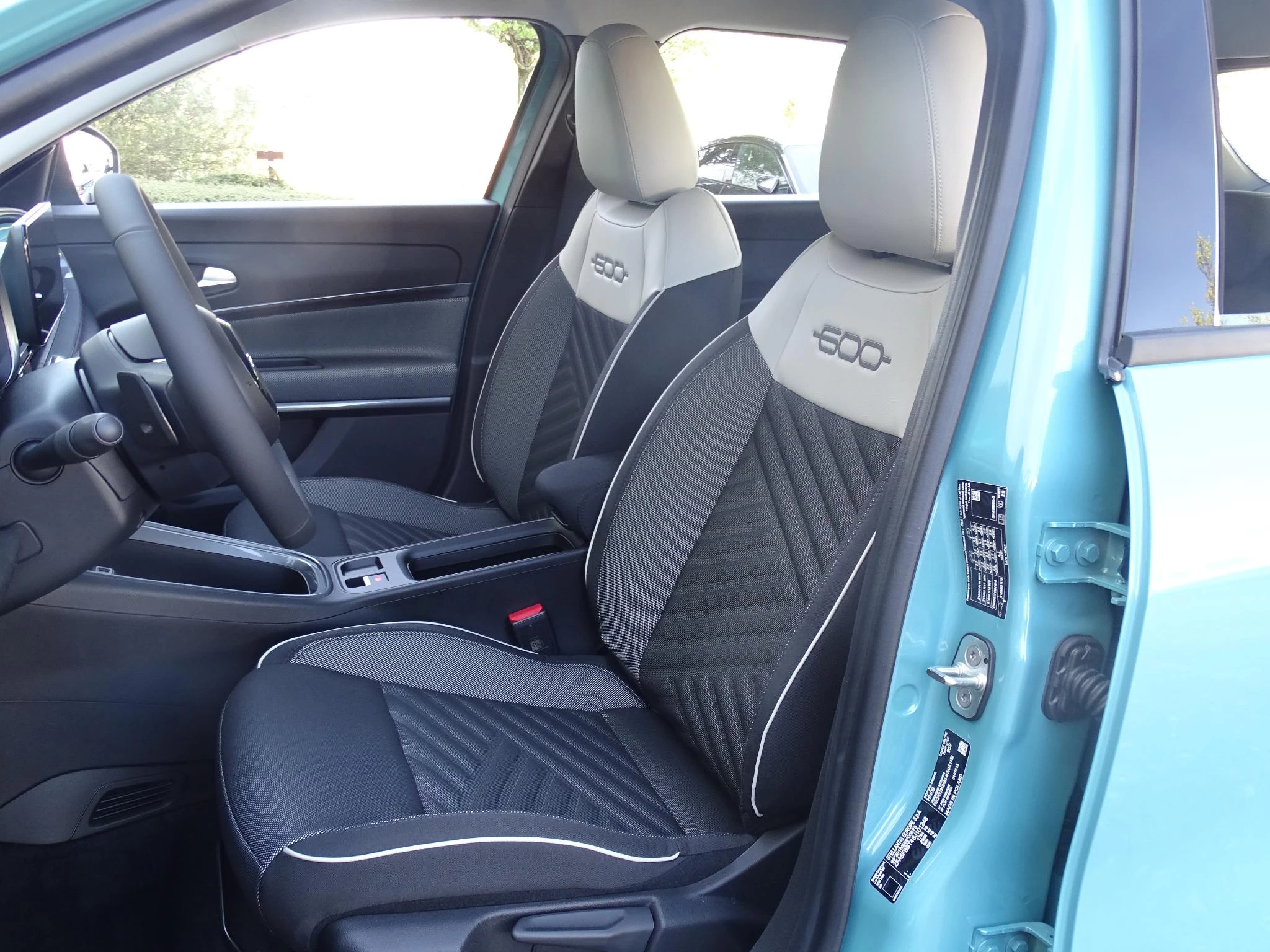 Fiat 600 1.2 Hybrid 145cv DCT Icon