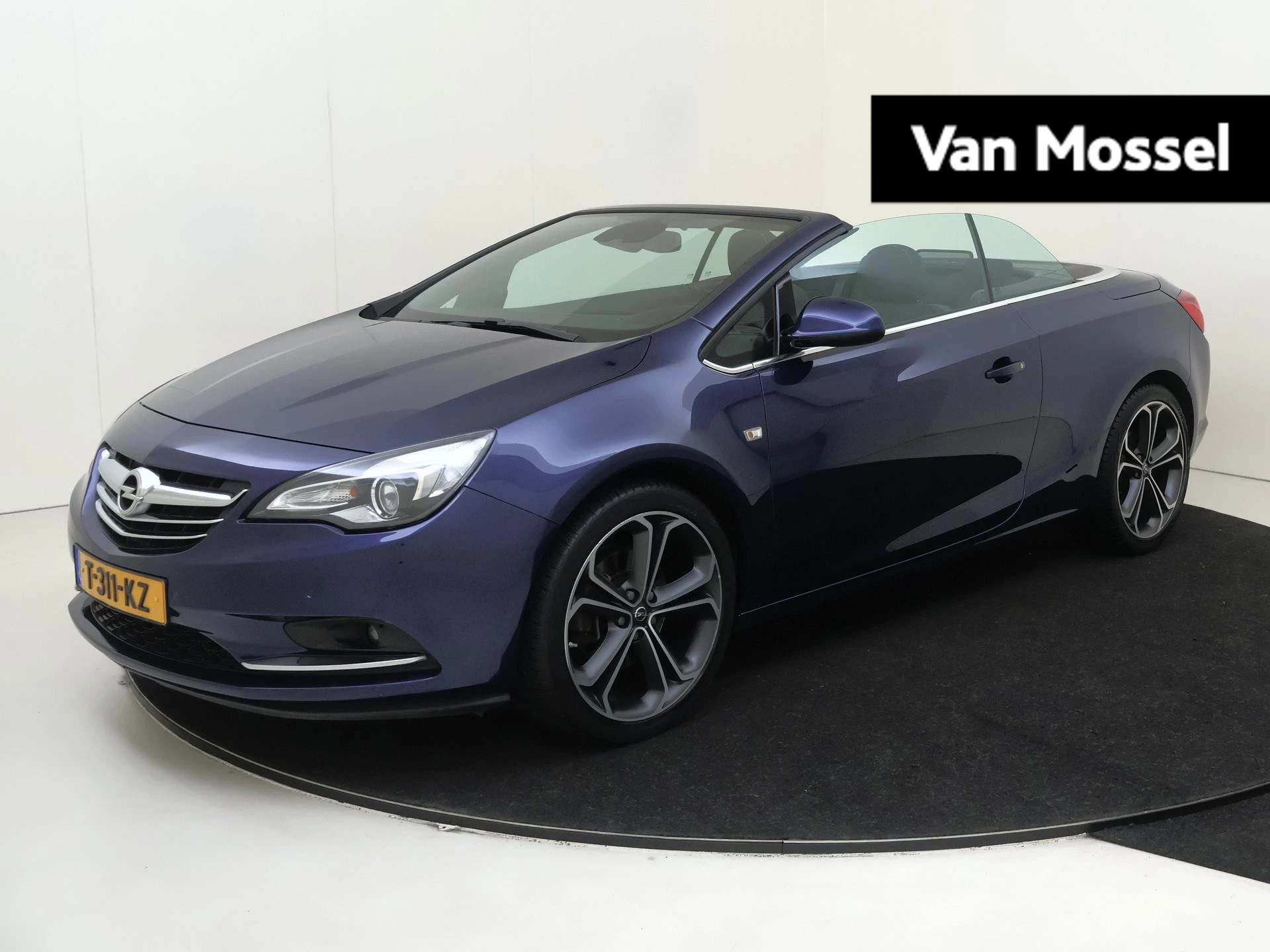 Opel-Cascada-image-0