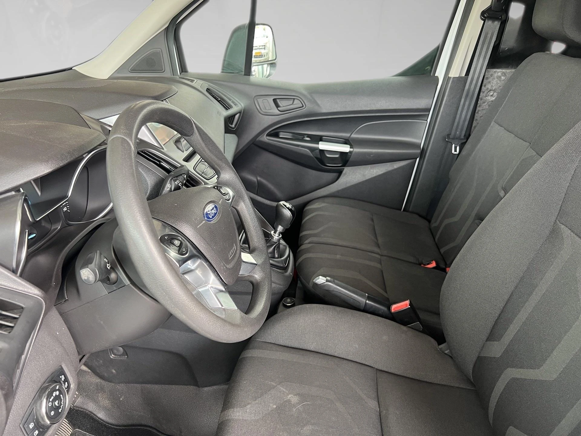 Ford-Transit-image-10