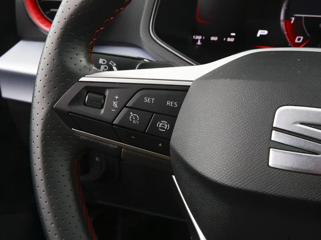 SEAT Ibiza 1.0 TSI DSG FR /LED/GRA/Full-Link/DAB+