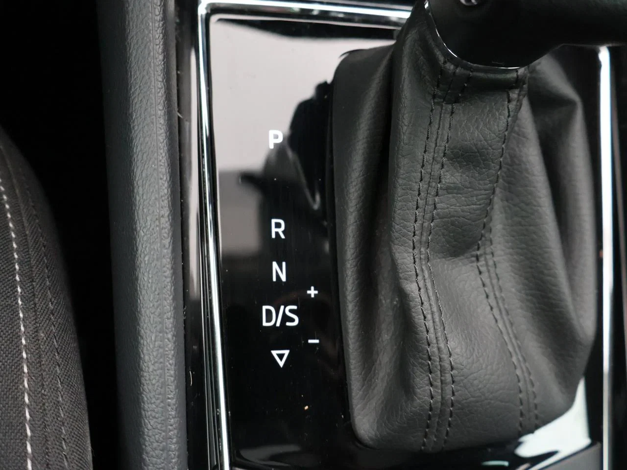 Škoda-Karoq-image-18