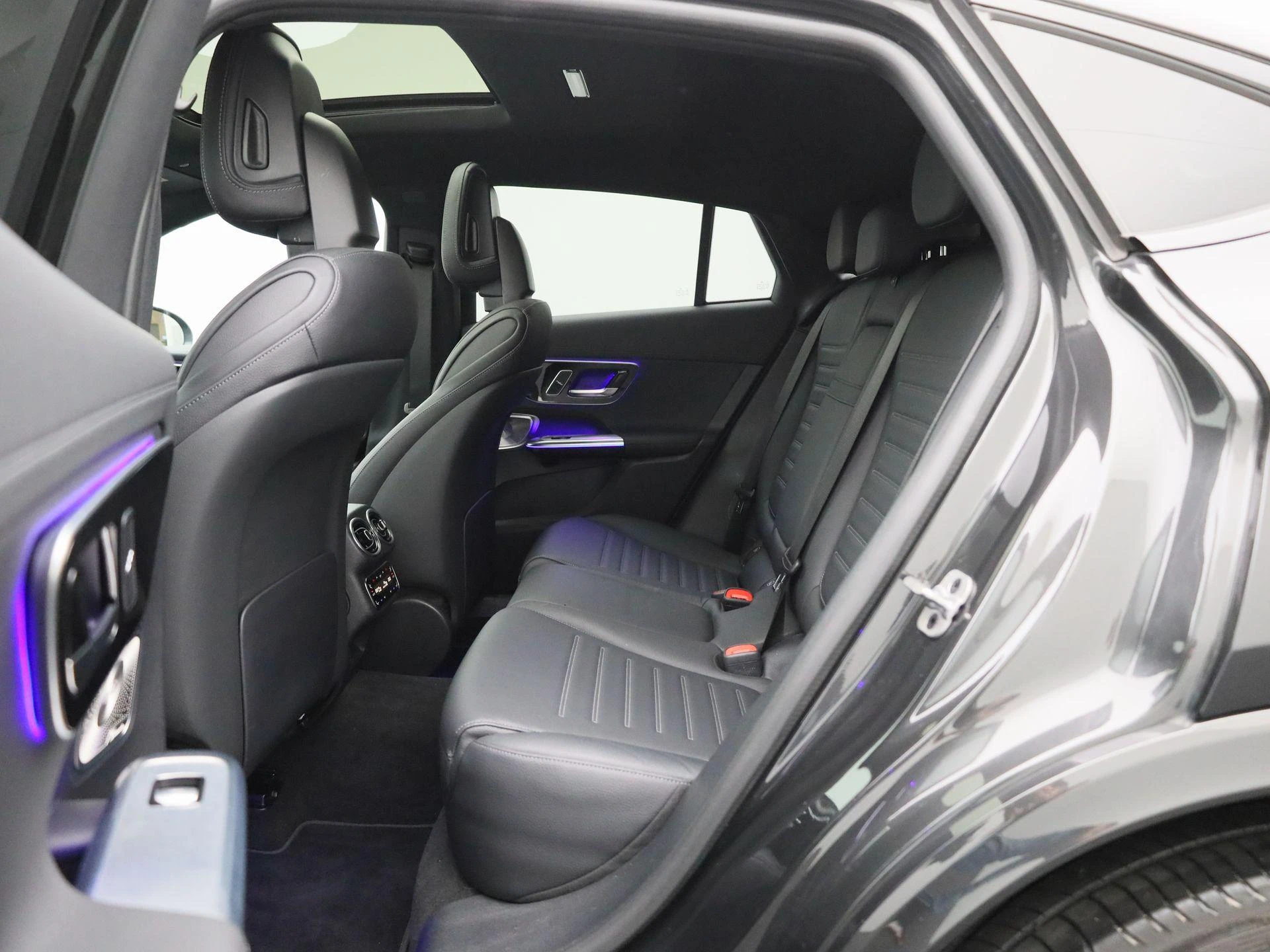 Mercedes-Benz GLC 220 d 4MATIC AMG Line Coupé + AIRMATIC + LEDER + PANO + BURMESTER + DIG. LIGHT