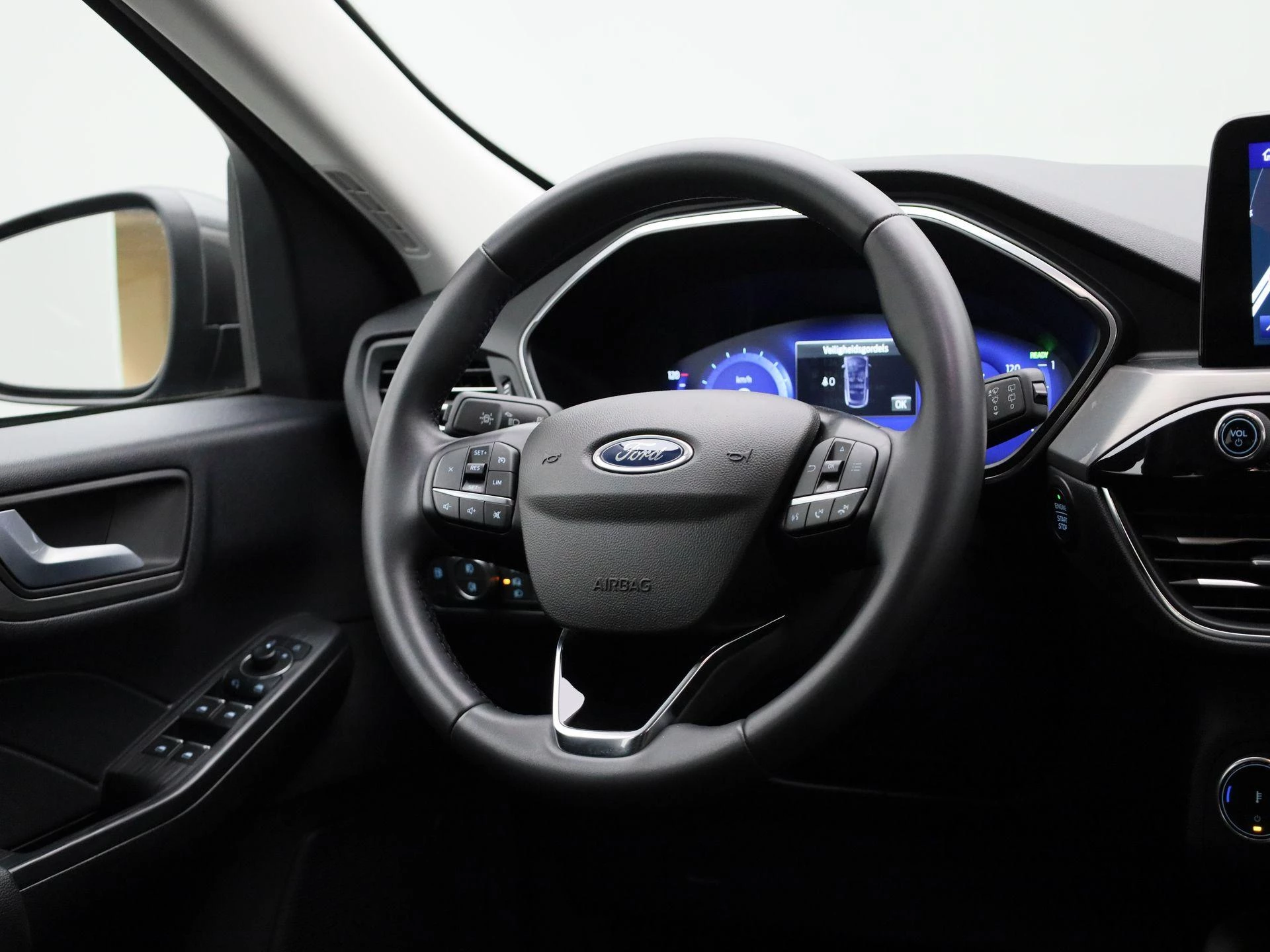 Ford-Kuga-image-32