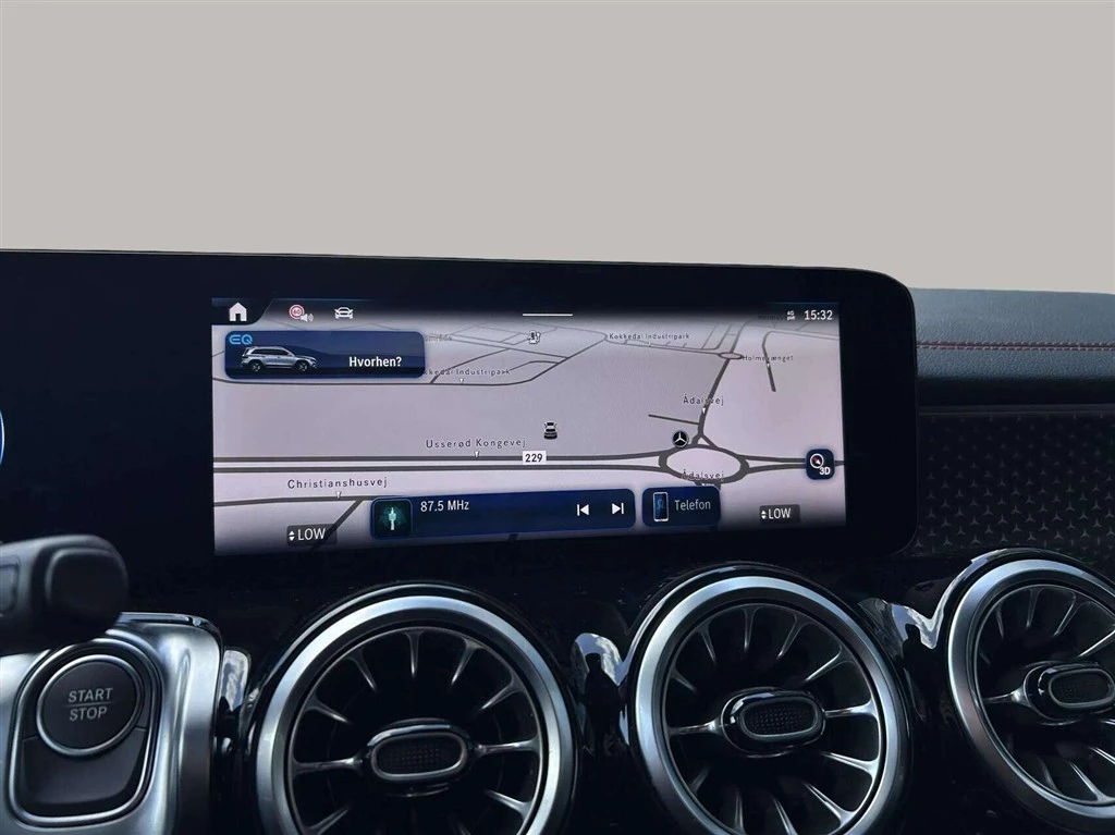 Mercedes-Benz-EQB-image-13