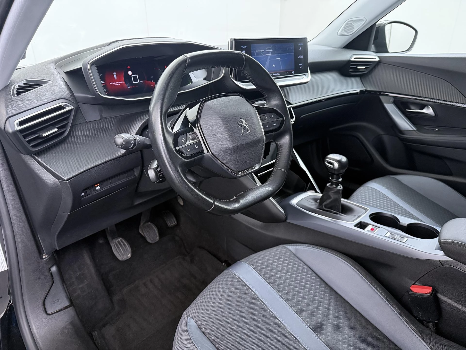 Peugeot-2008-image-4