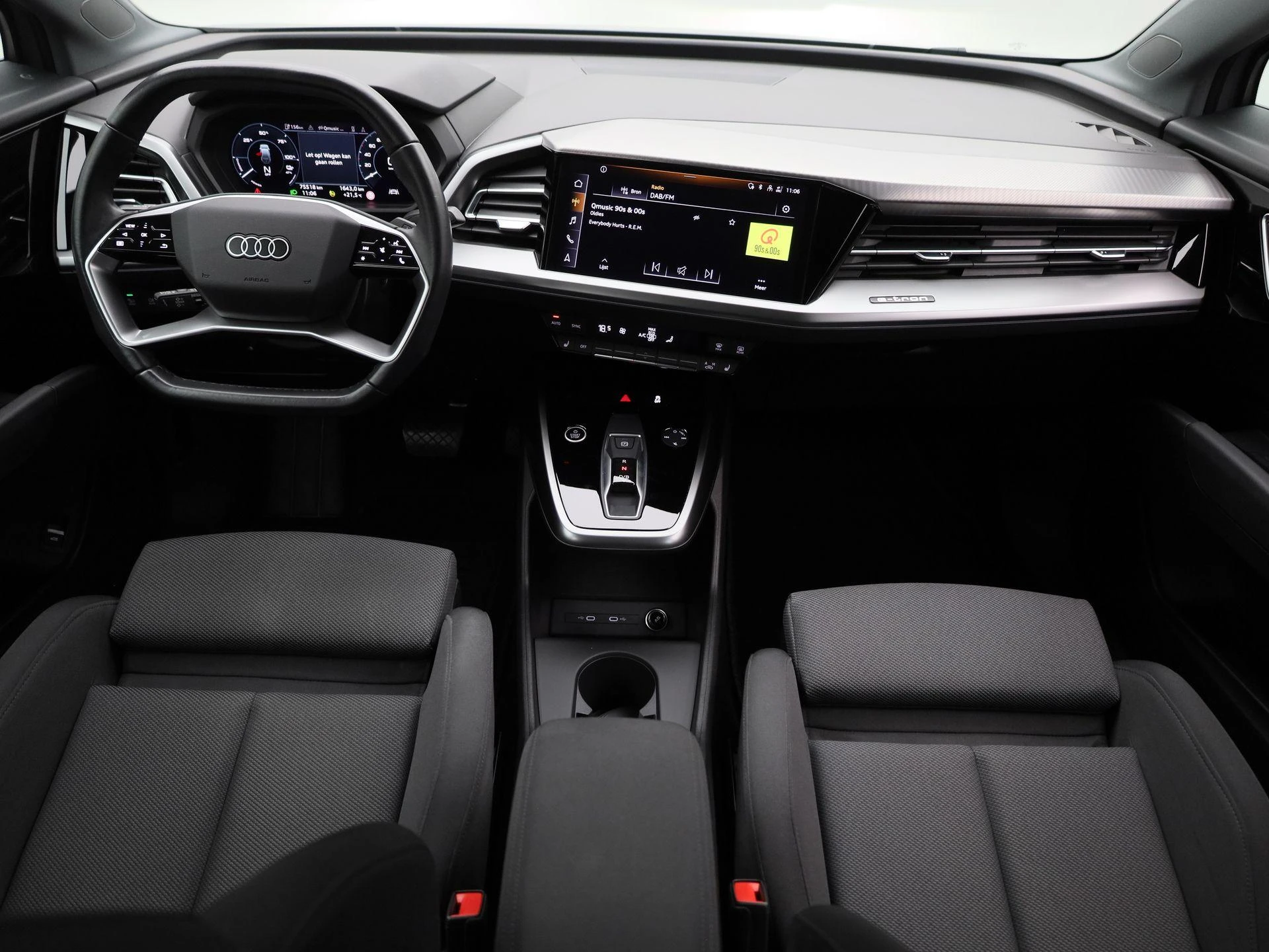 Audi-Q4 e-tron-image-8