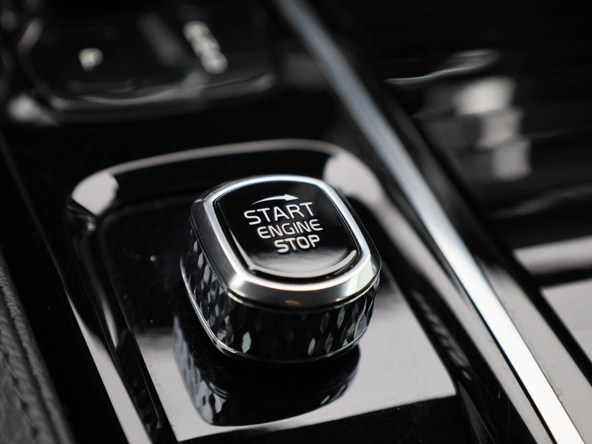 Volvo V60 2.0 T6 Recharge AWD Inscription