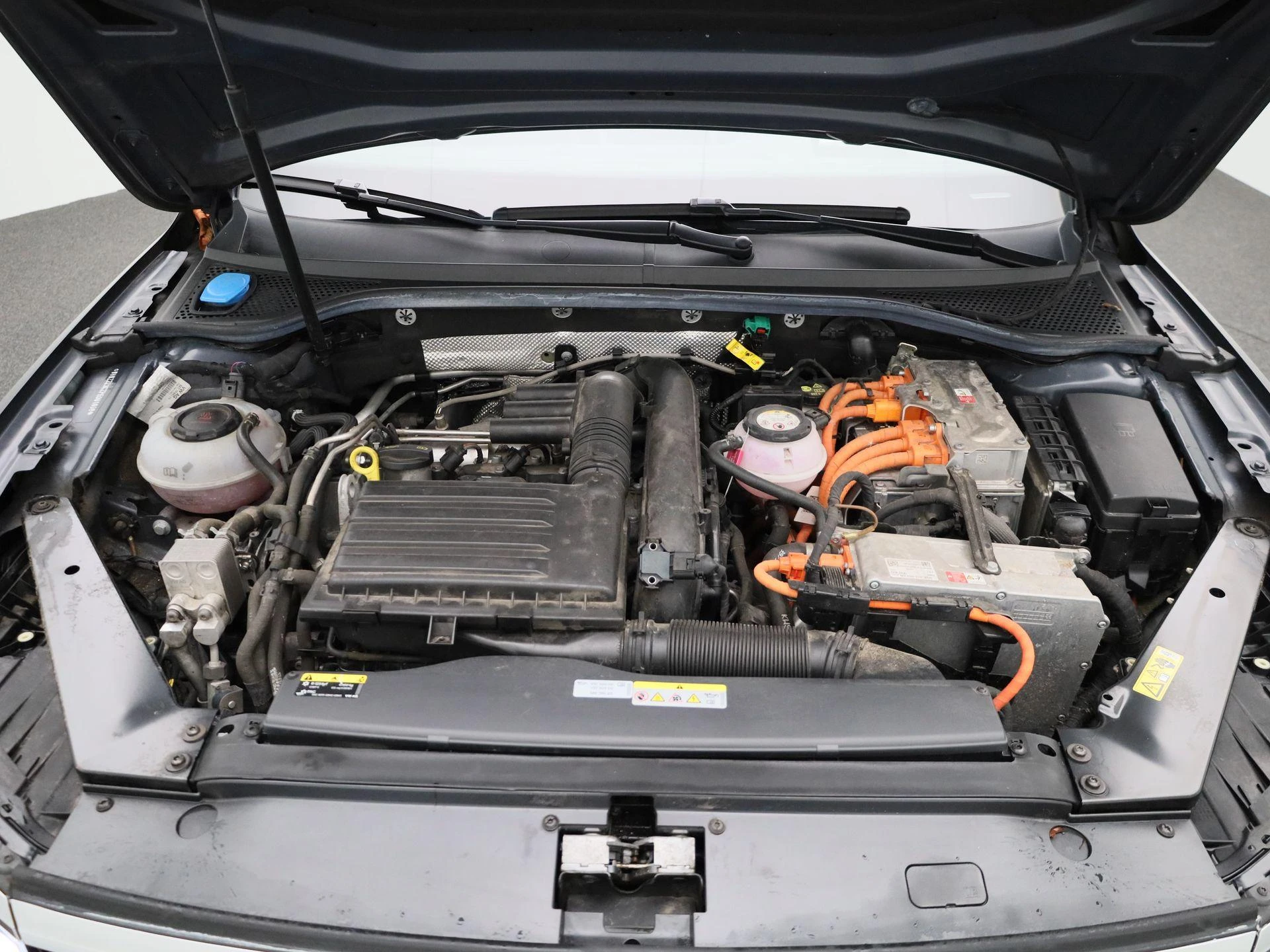Volkswagen-Passat-image-54