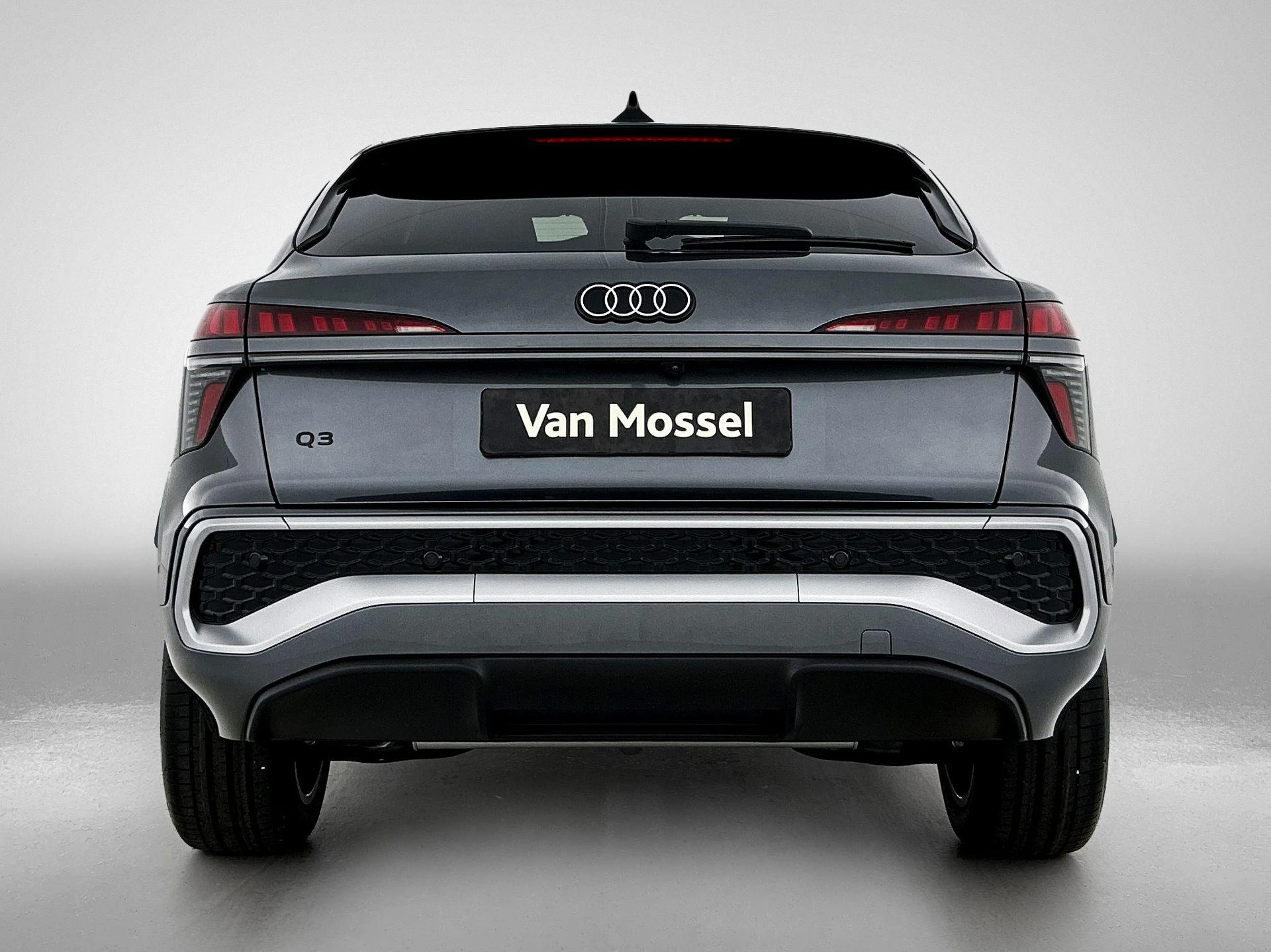 Audi-Q3-image-2