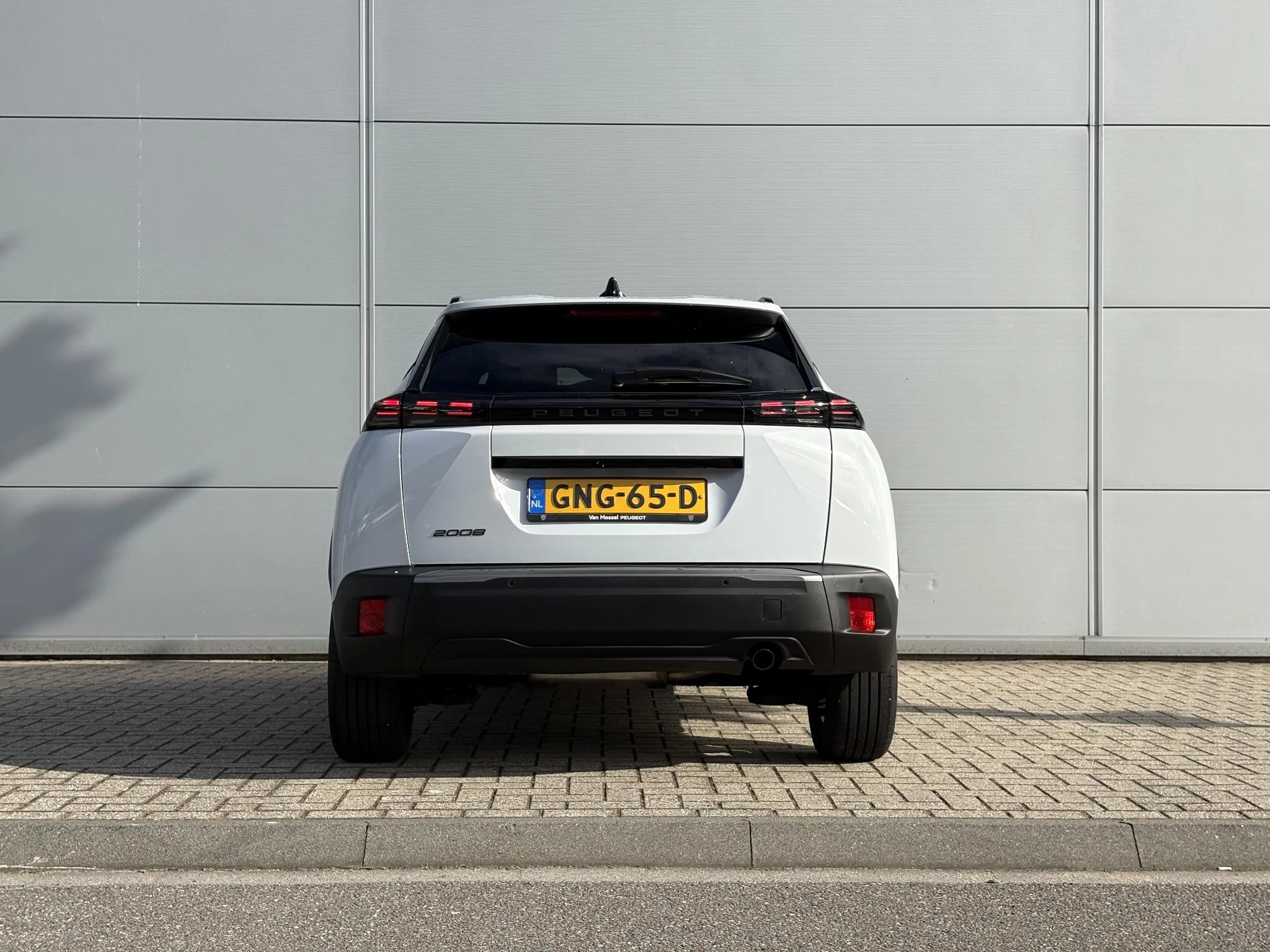 Peugeot-2008-image-4