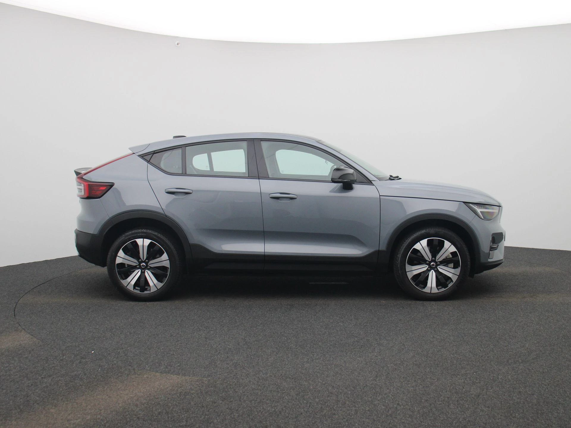 Volvo-C40-image-5