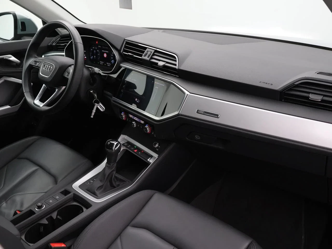 Audi-Q3-image-2