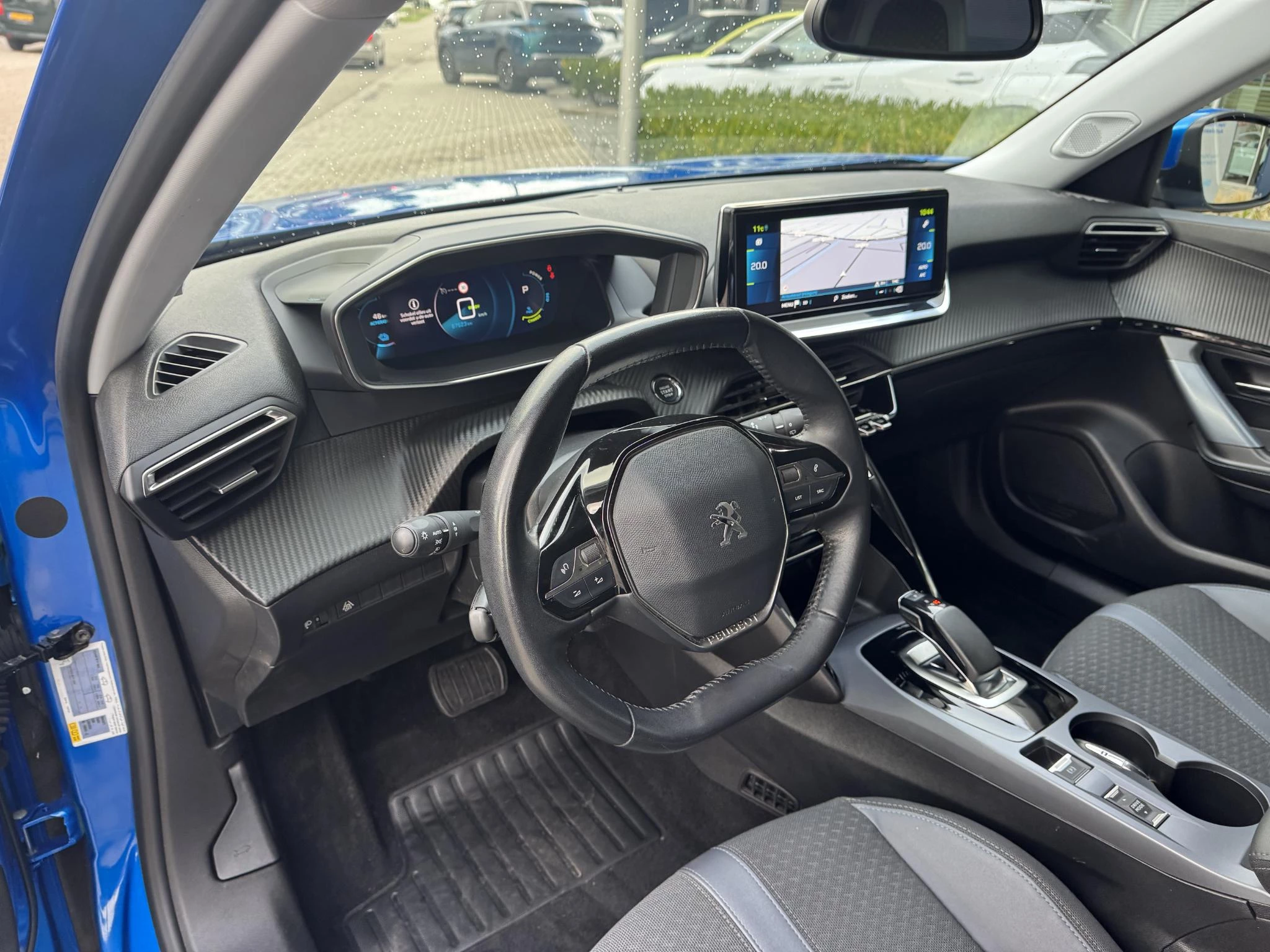 Peugeot-e-2008-image-20