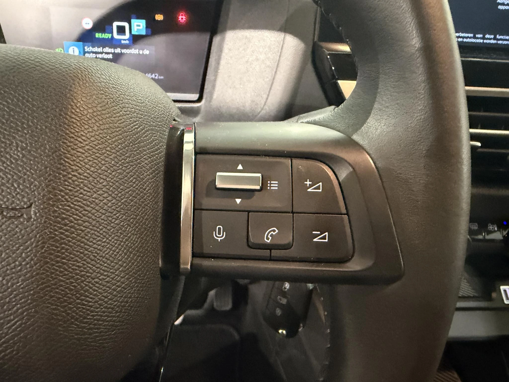 Citroën-ë-C4-image-12