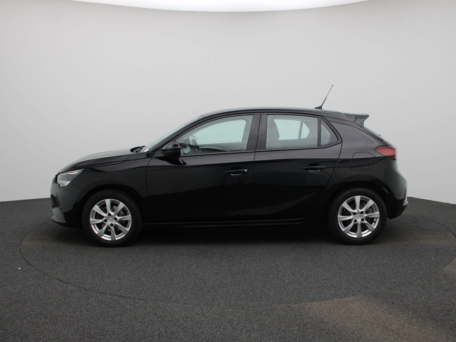 Opel-Corsa-image-4