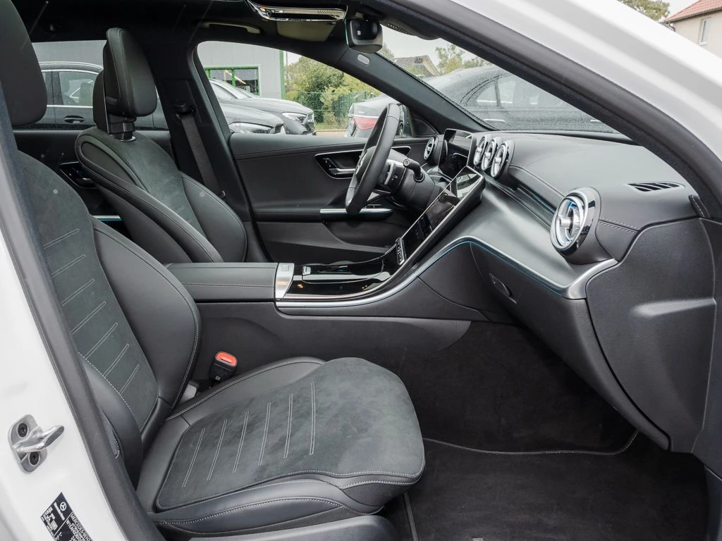 Mercedes-Benz-C-Klasse 200 d-image-11