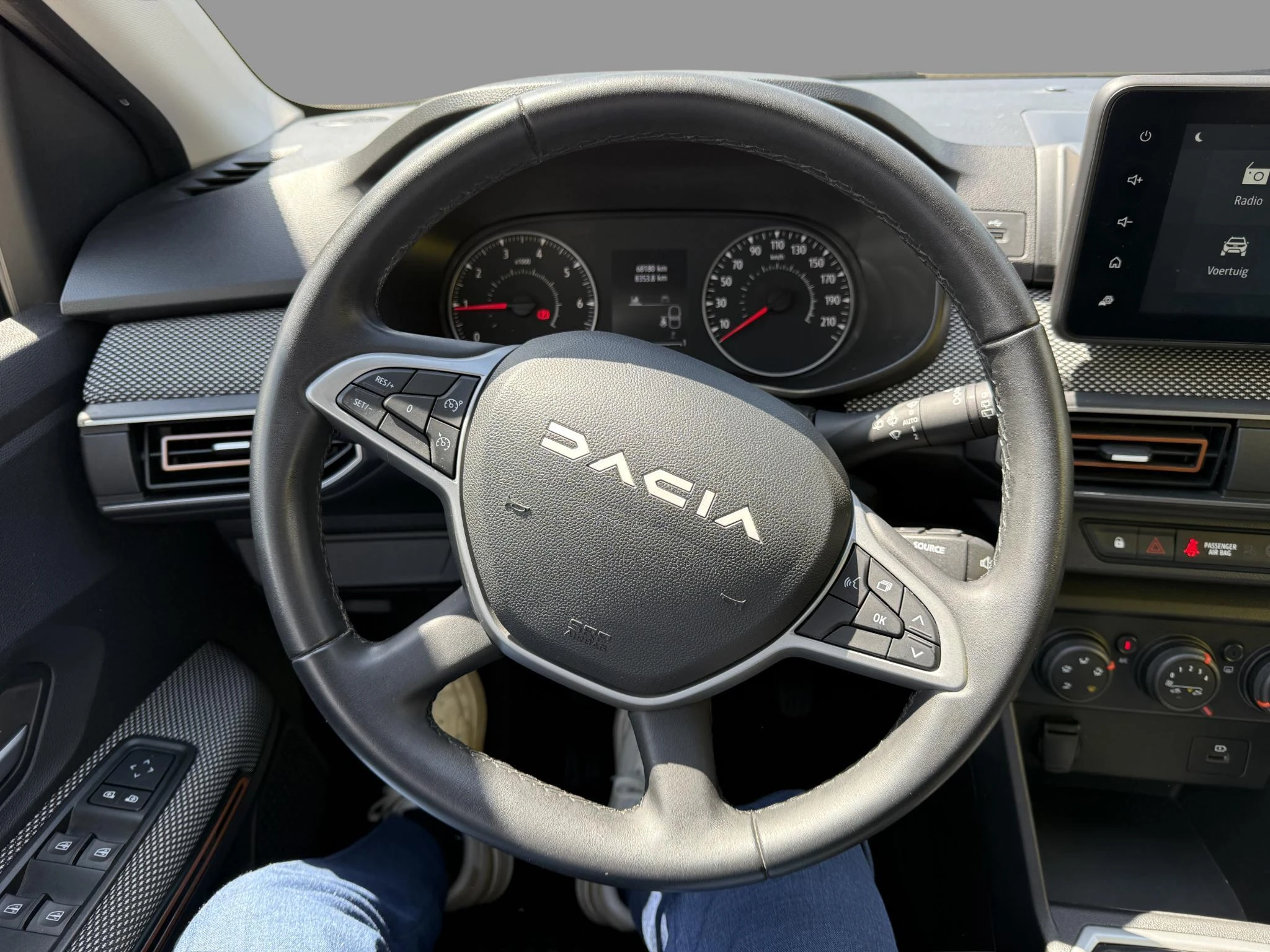 Dacia-Sandero Stepway-image-9