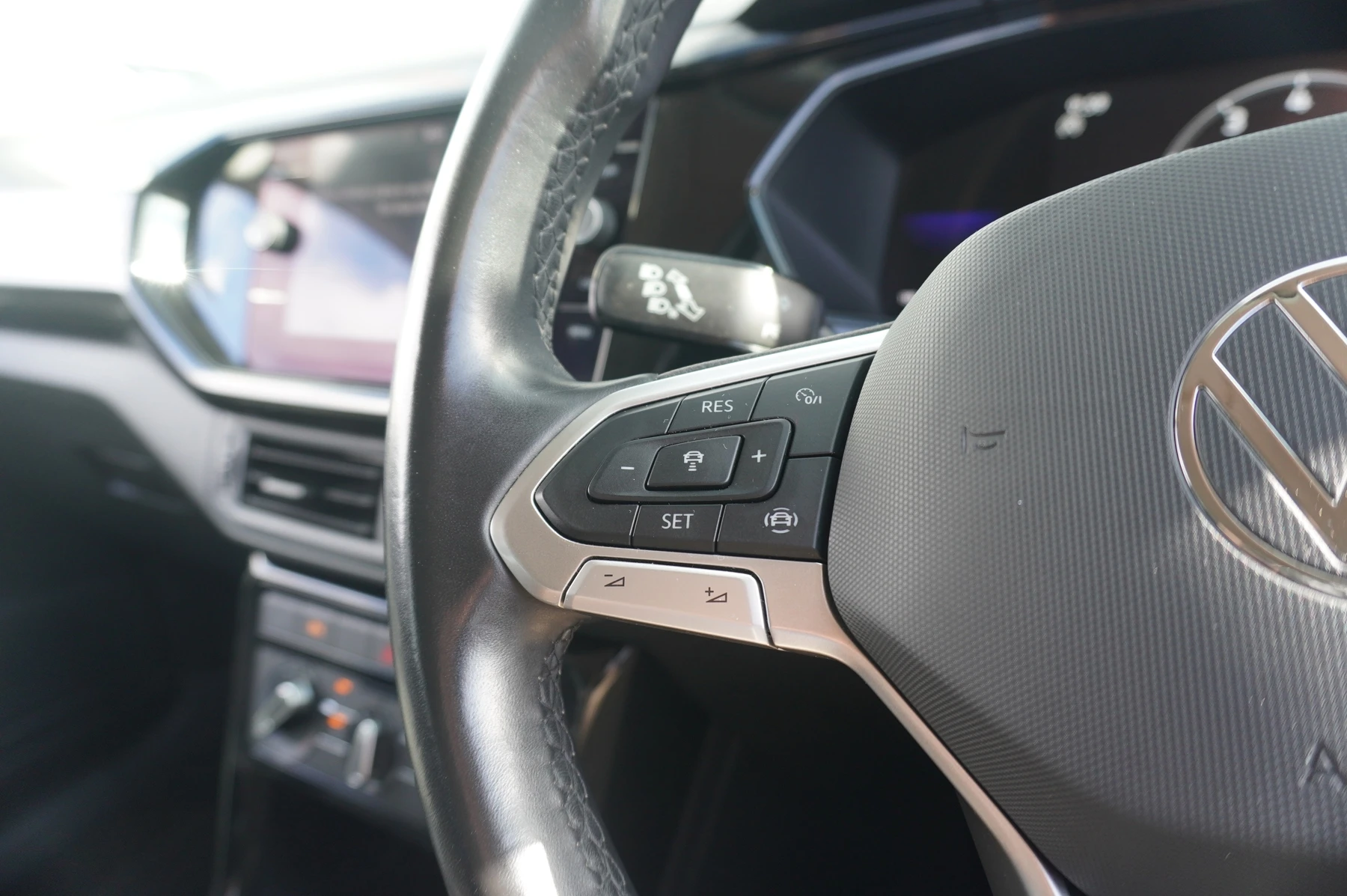 Volkswagen-T-Cross-image-23