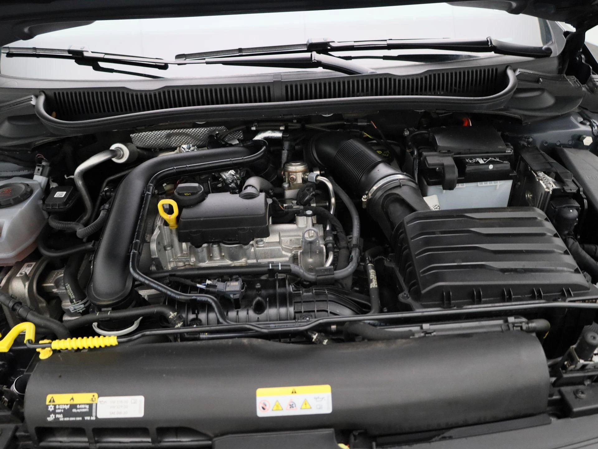 Volkswagen-Polo-image-30