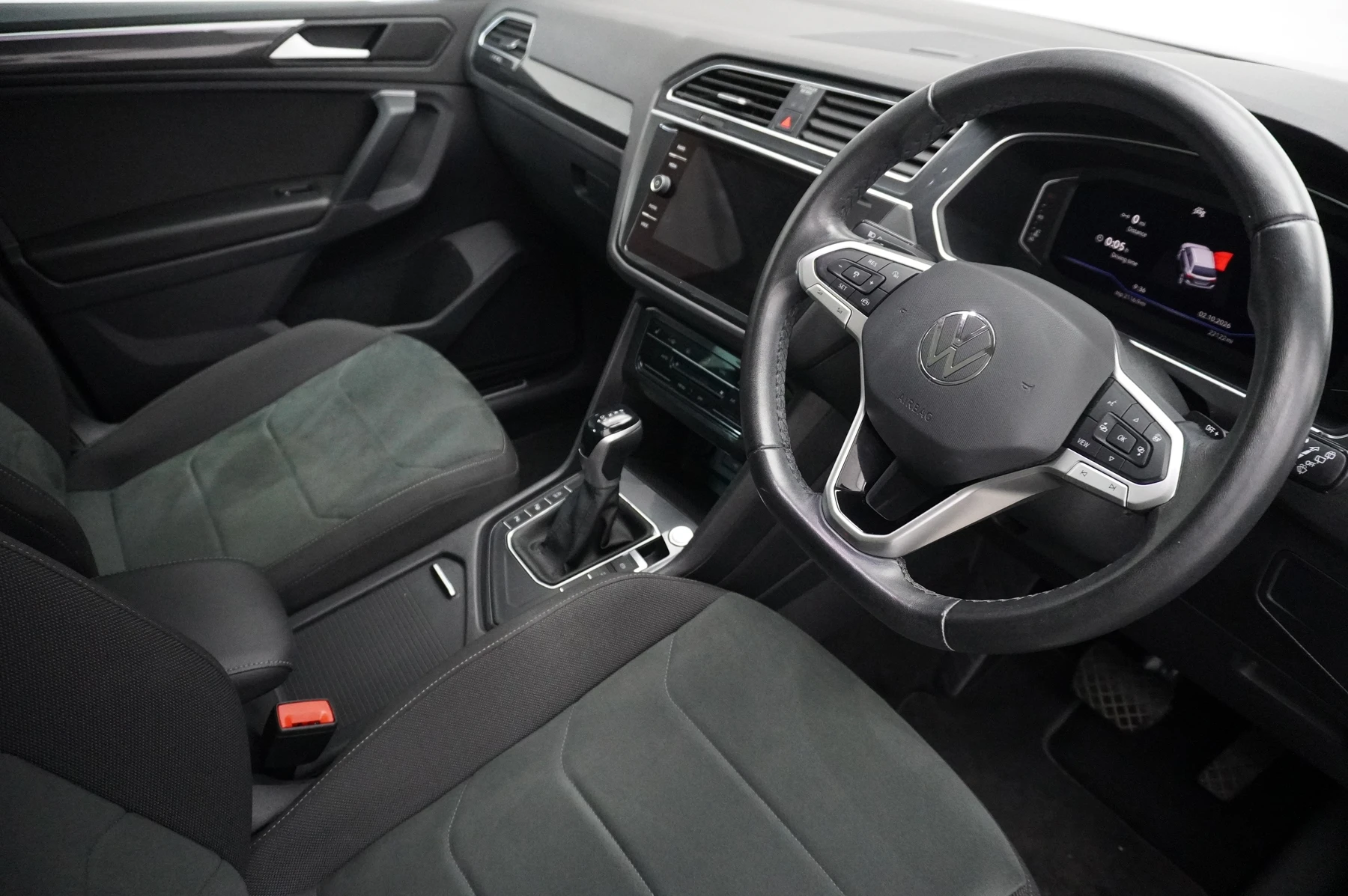 Volkswagen-Tiguan-image-5
