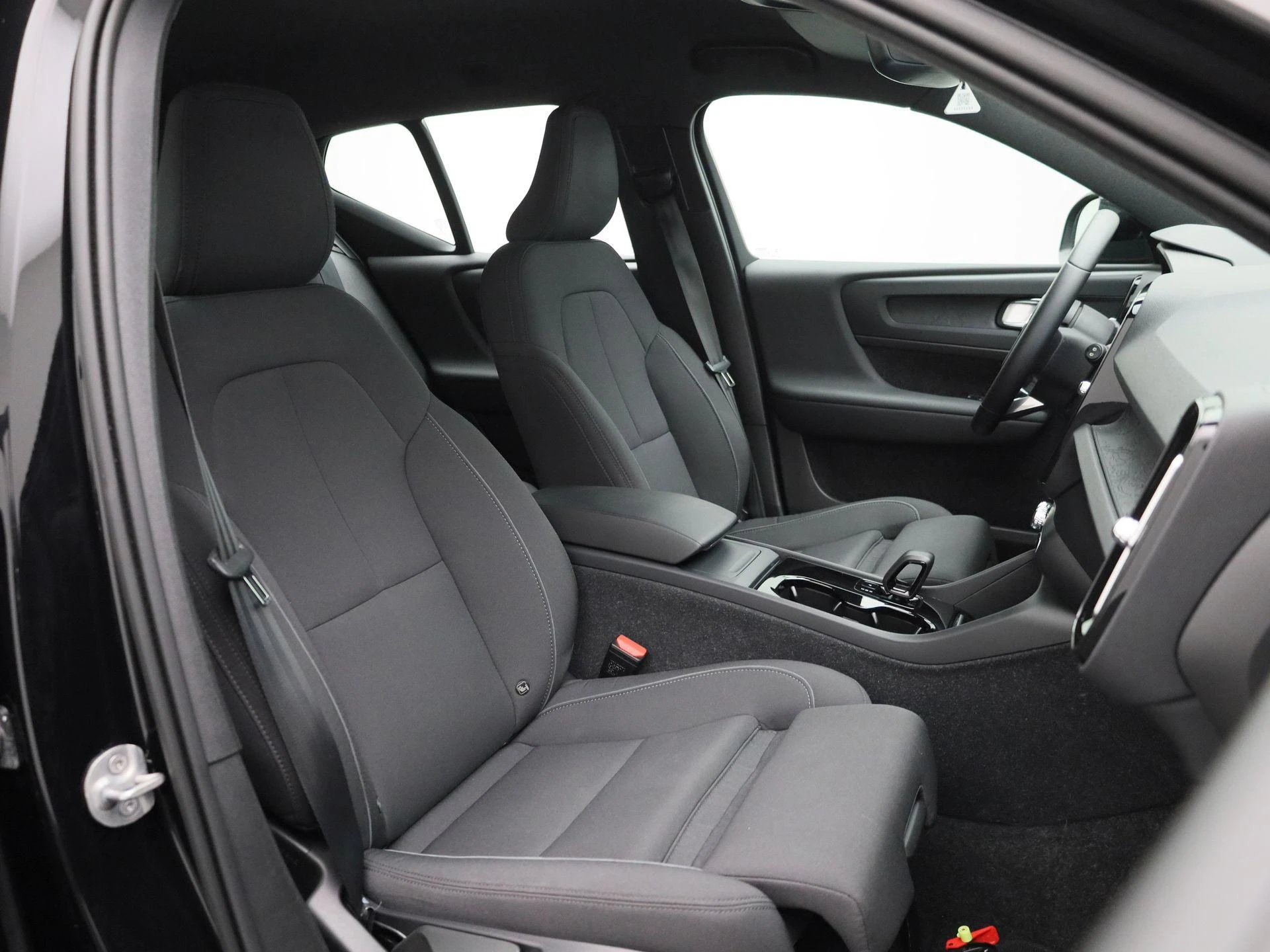 Volvo-XC40-image-30