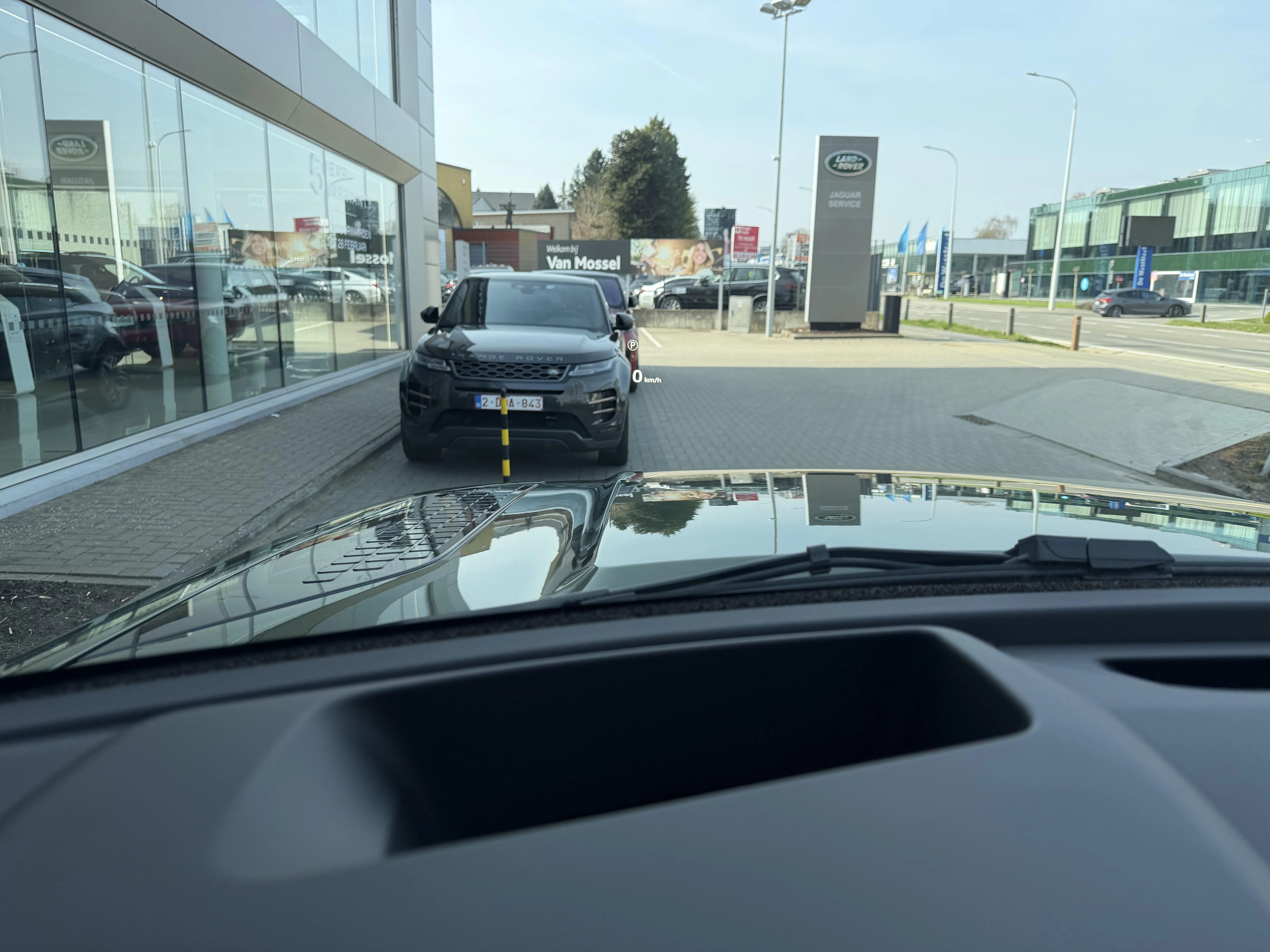 Land Rover Defender 110 D250 X-Dynamic SE AWD Auto. 26MY