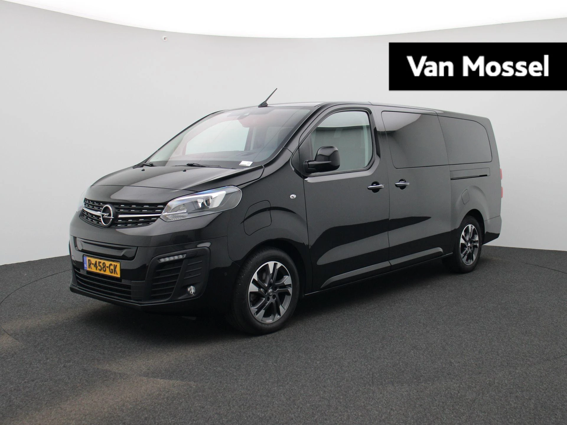 Opel-Zafira e-Life-image-0