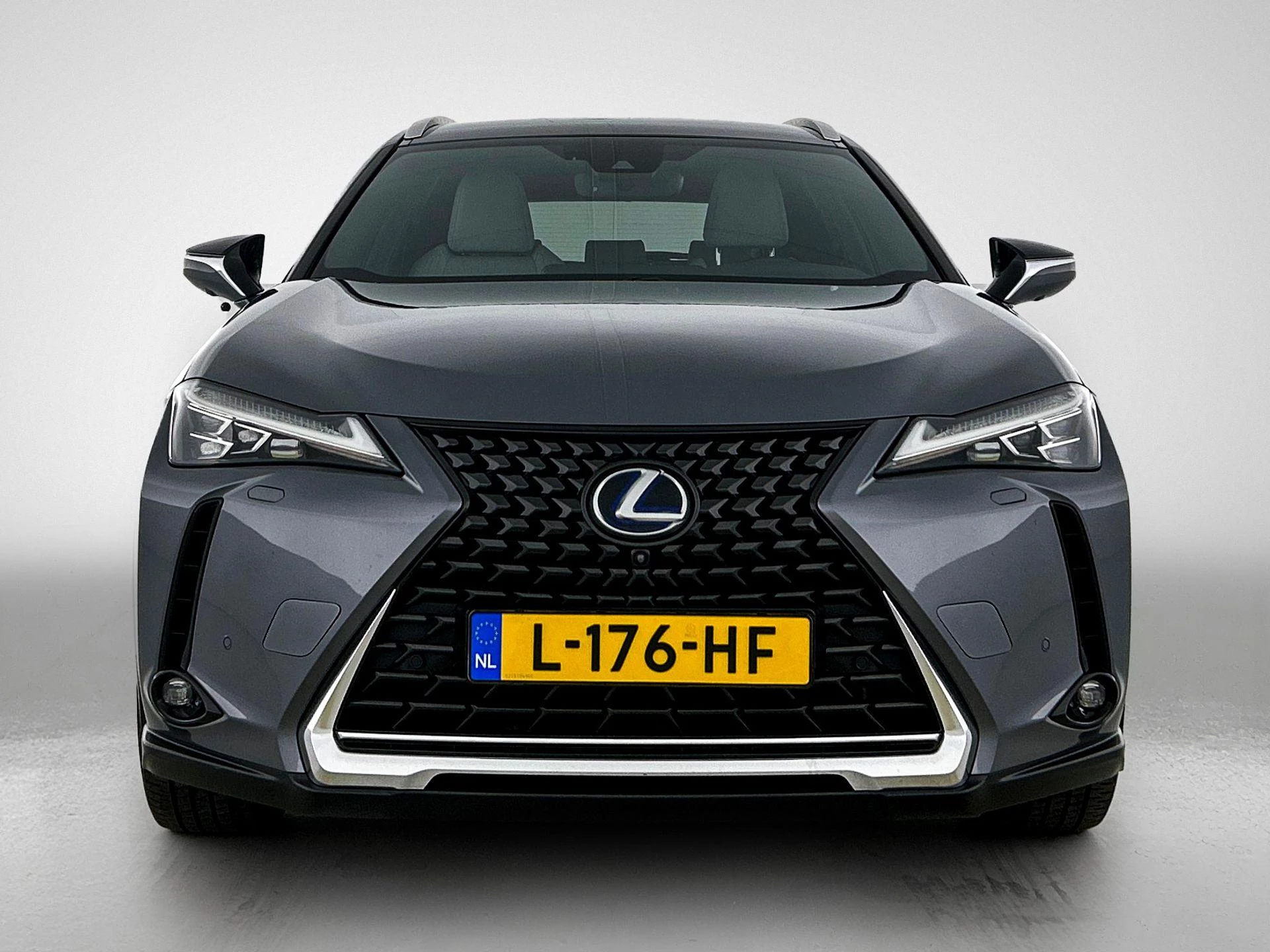 Lexus-UX-image-4