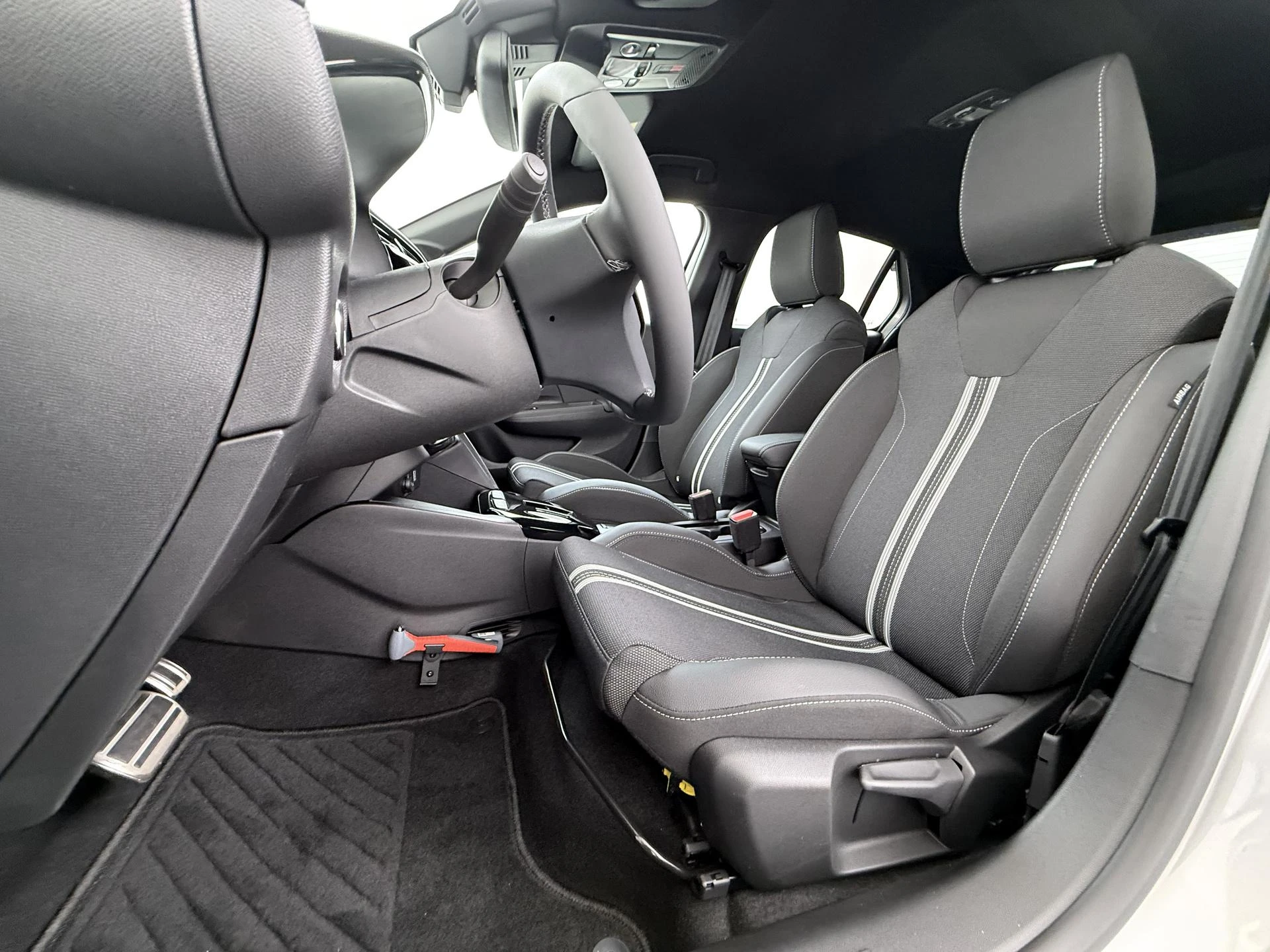 Opel-Corsa-image-13