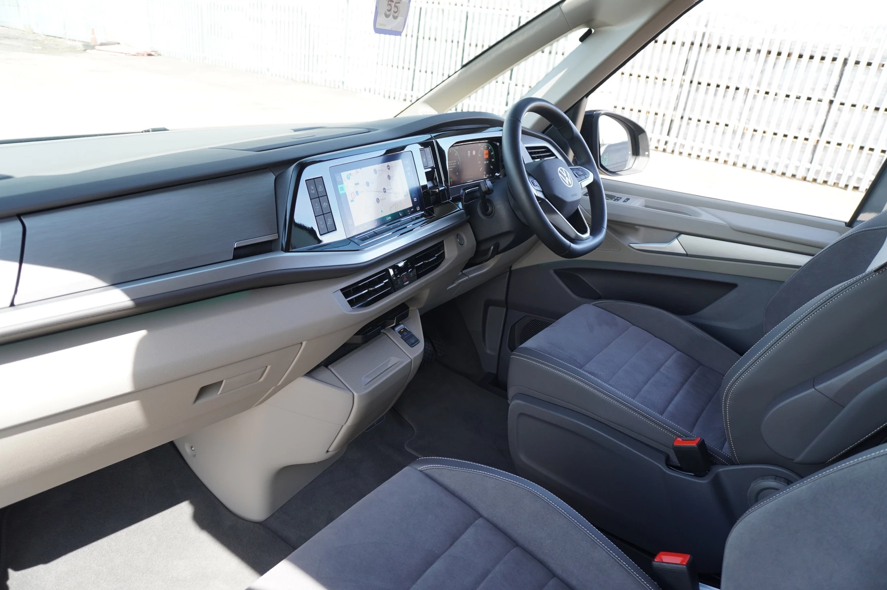 Volkswagen-California-image-1