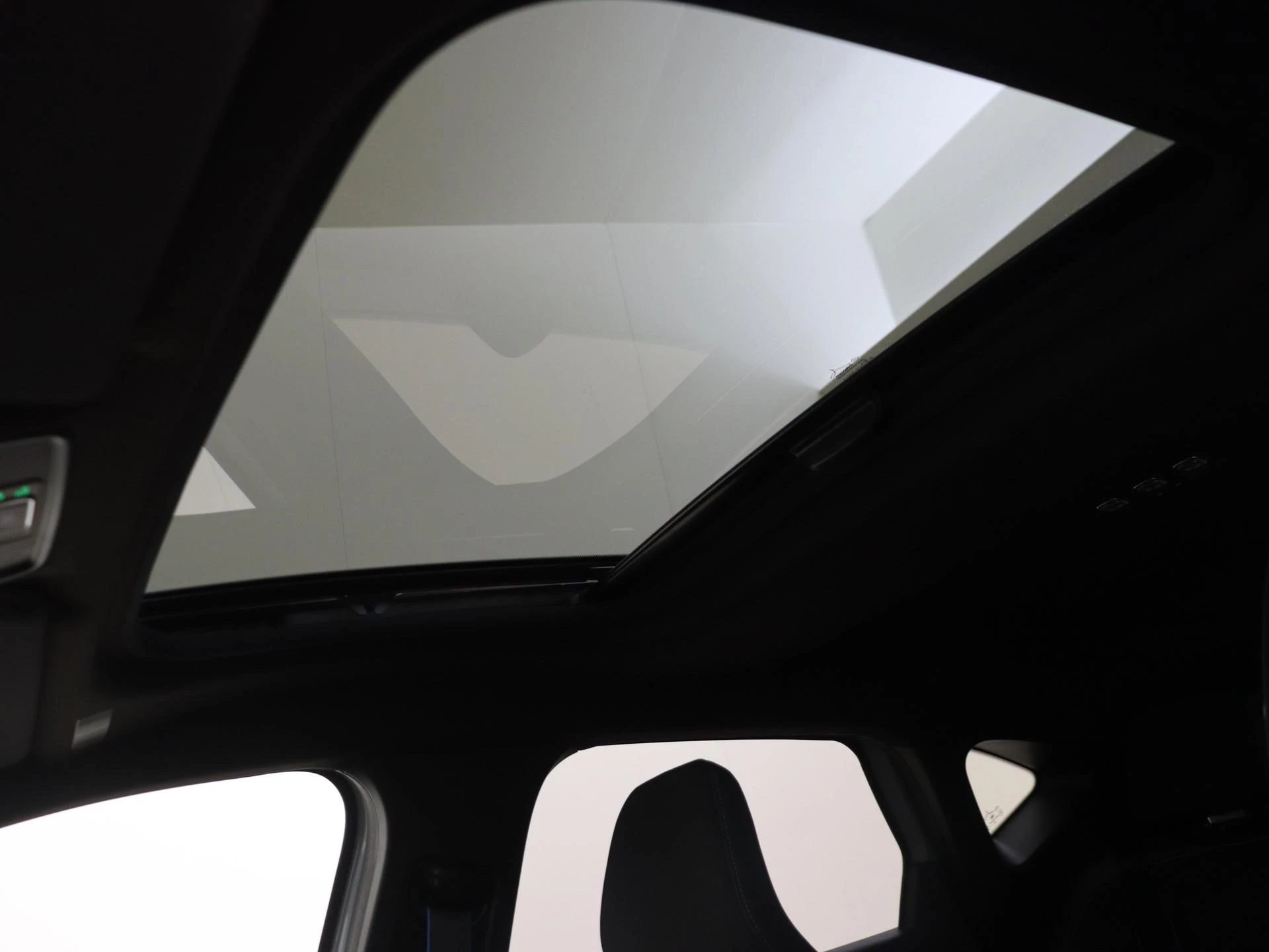 Renault-Captur-image-35