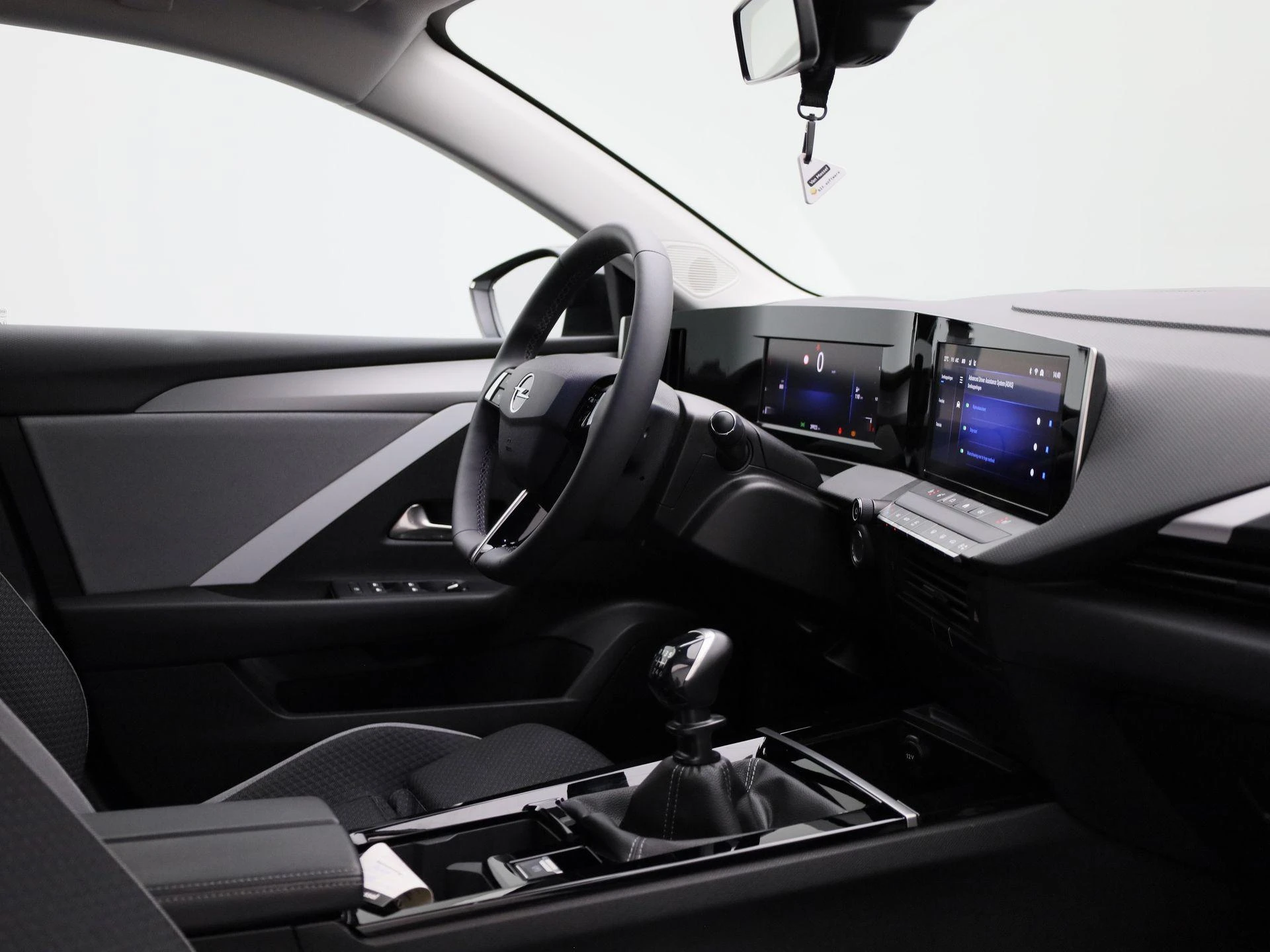 Opel-Astra-image-29