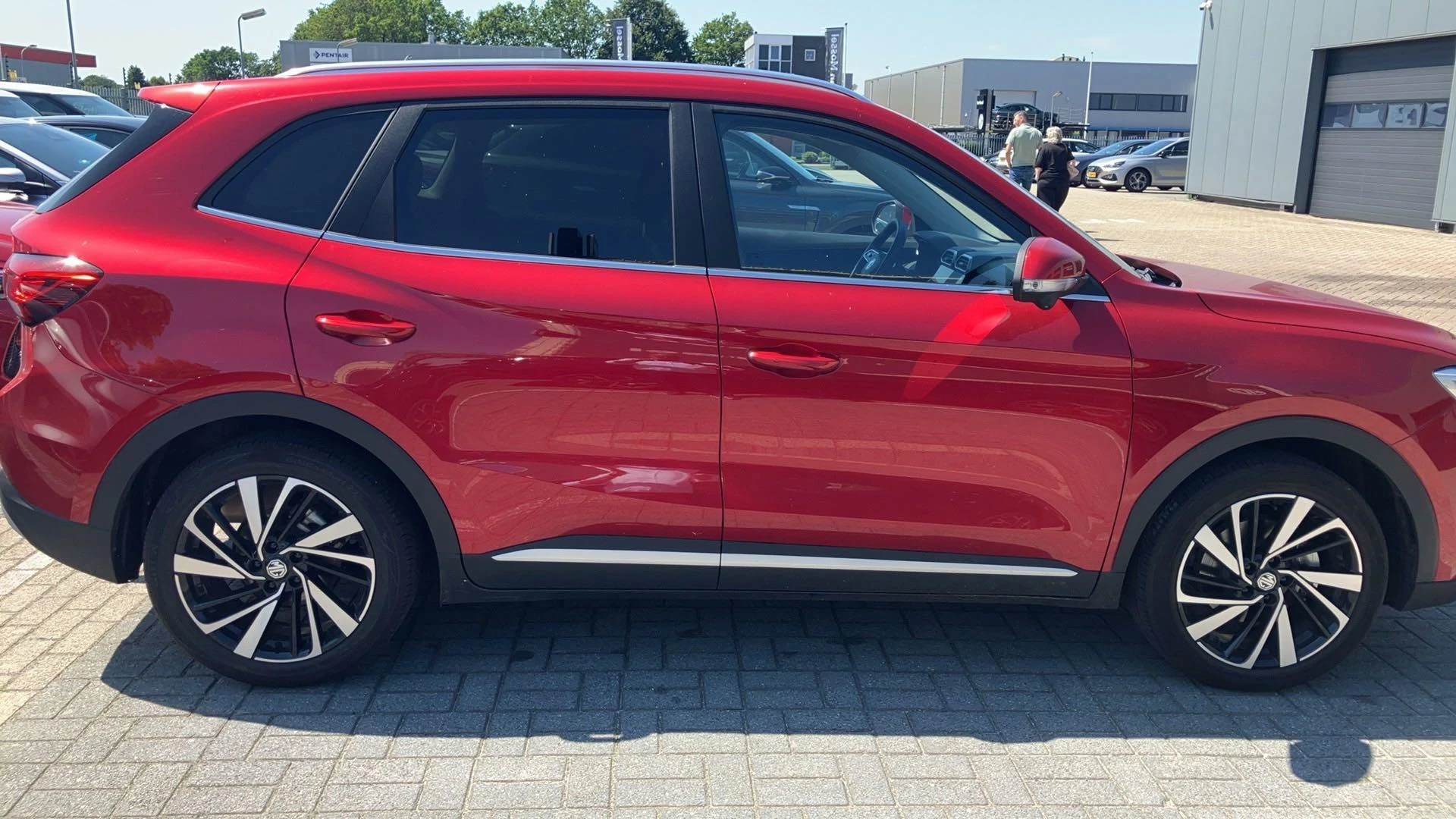 MG ZS
